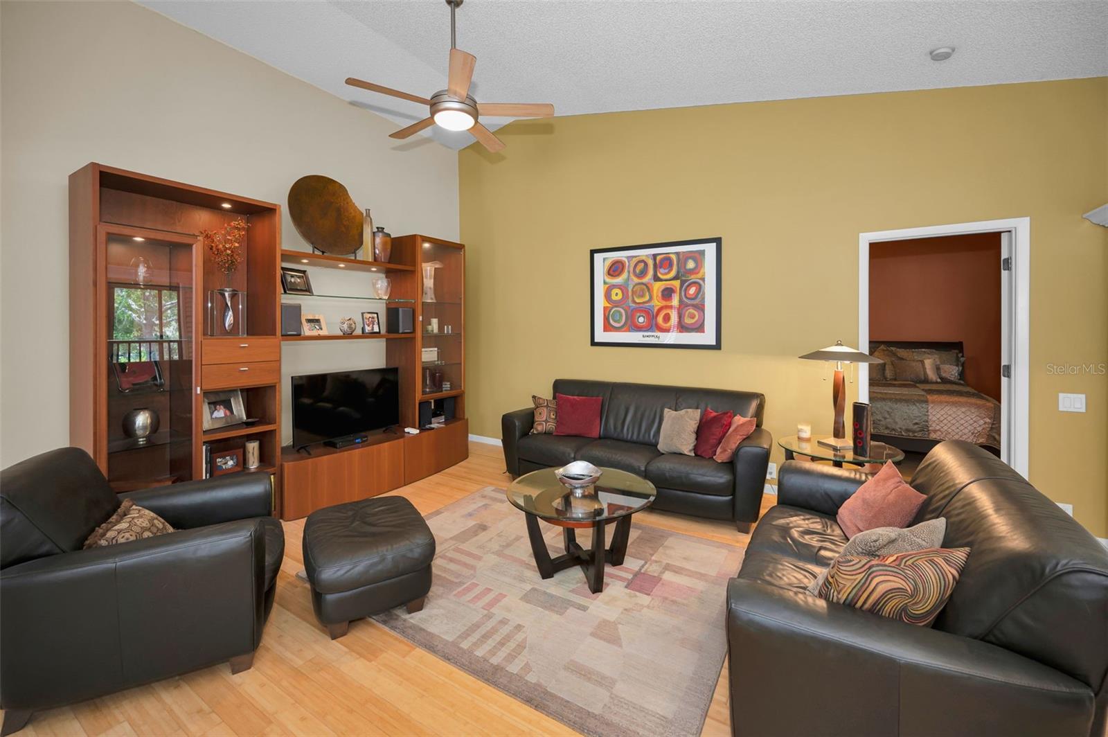 Image 4 of 44 For 3079 Landmark Boulevard 1608