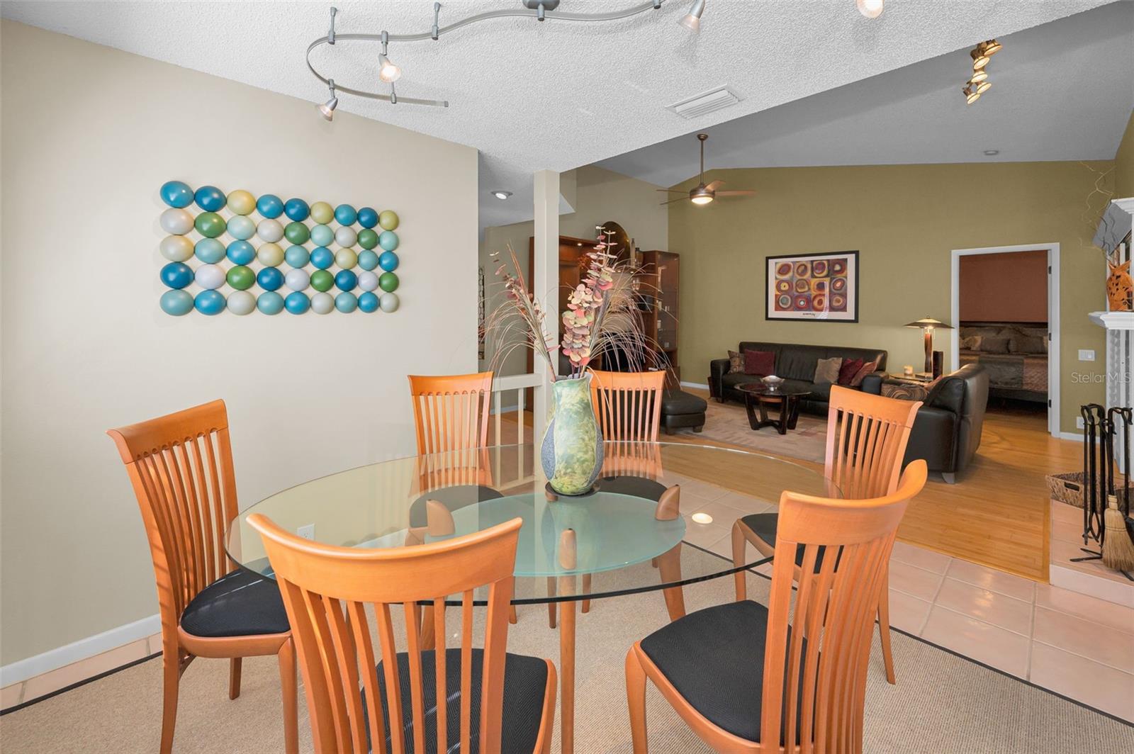 Image 8 of 44 For 3079 Landmark Boulevard 1608