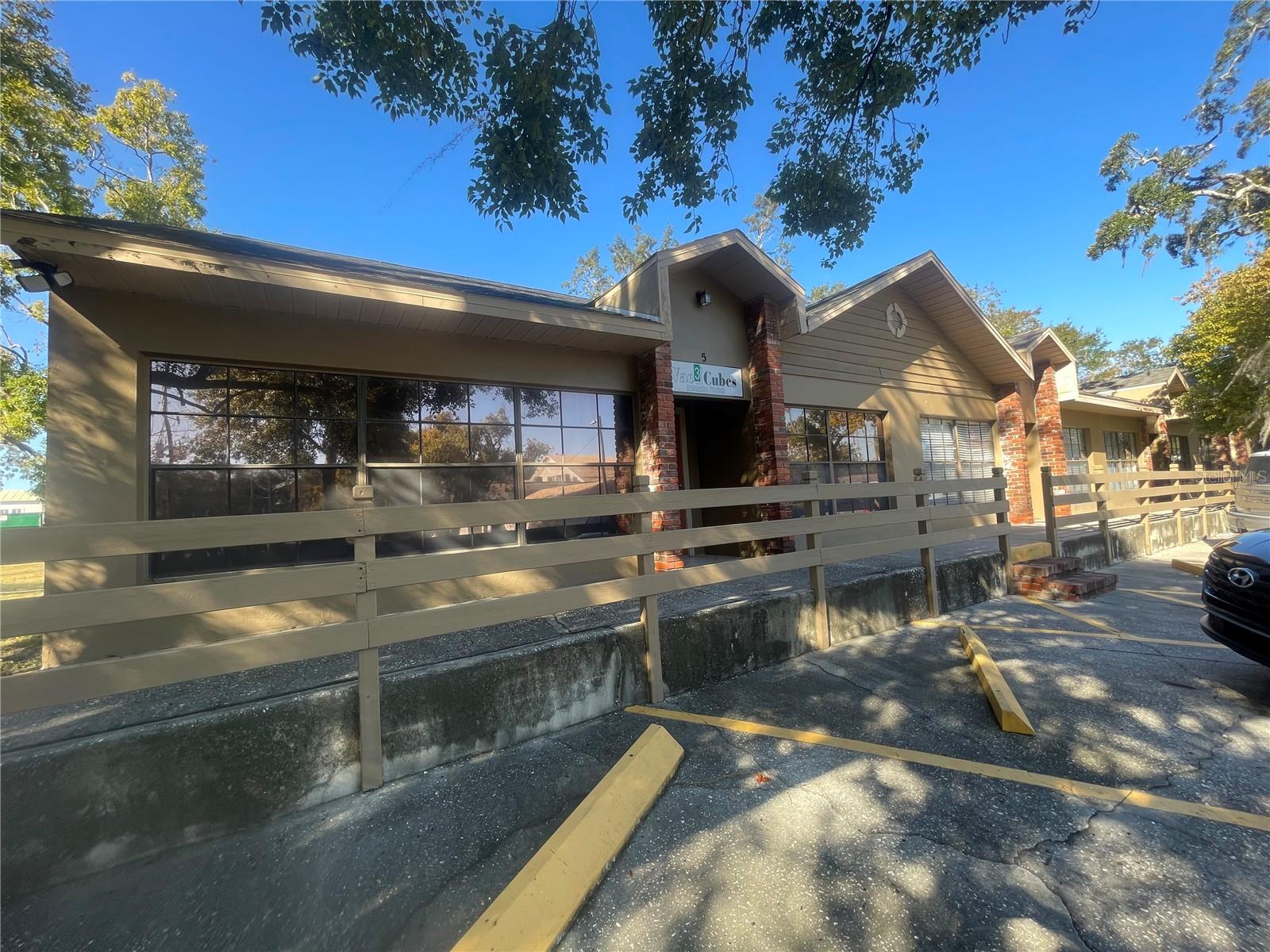 Details for 536 Tarpon Avenue 5, TARPON SPRINGS, FL 34689