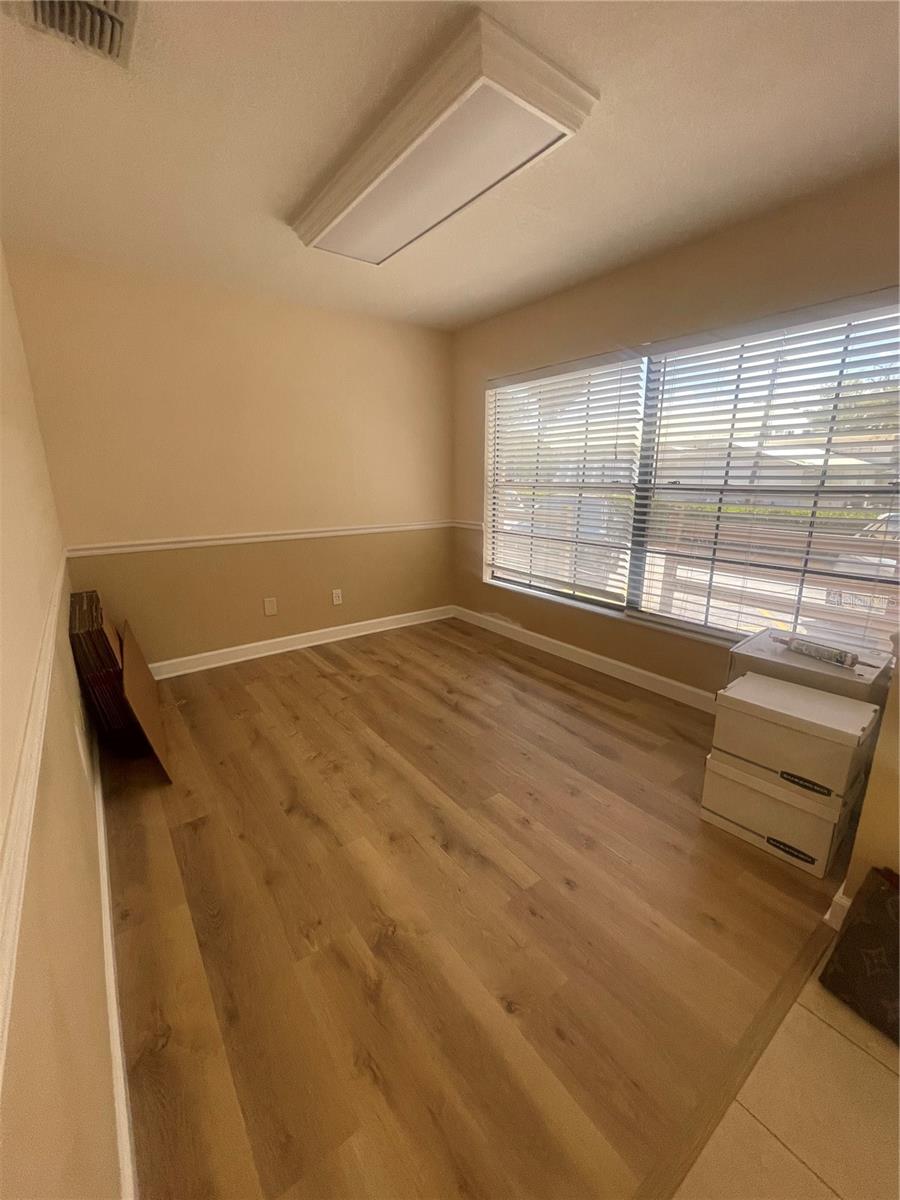 Image 6 of 11 For 536 Tarpon Avenue 5