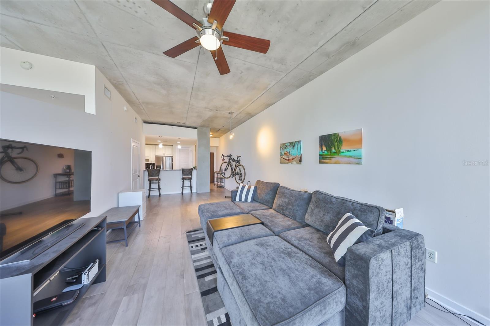 Image 6 of 56 For 777 Ashley Drive 1011