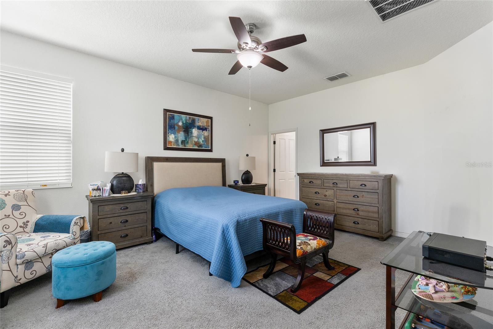 Listing photo id 13 for 10626 Laguna Plains Drive