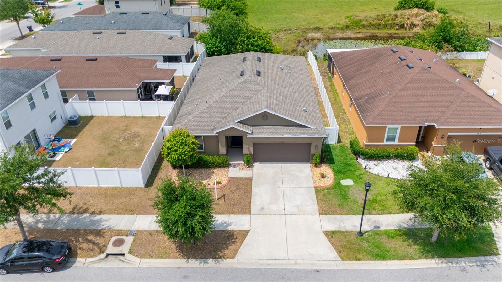 Listing photo id 1 for 10626 Laguna Plains Drive