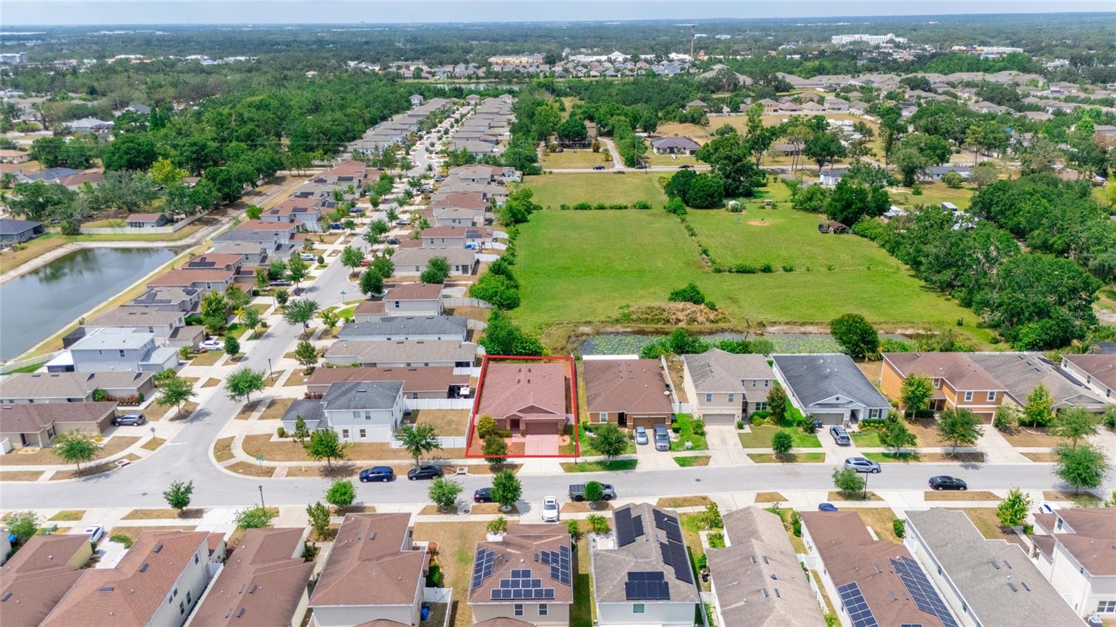 Listing photo id 37 for 10626 Laguna Plains Drive