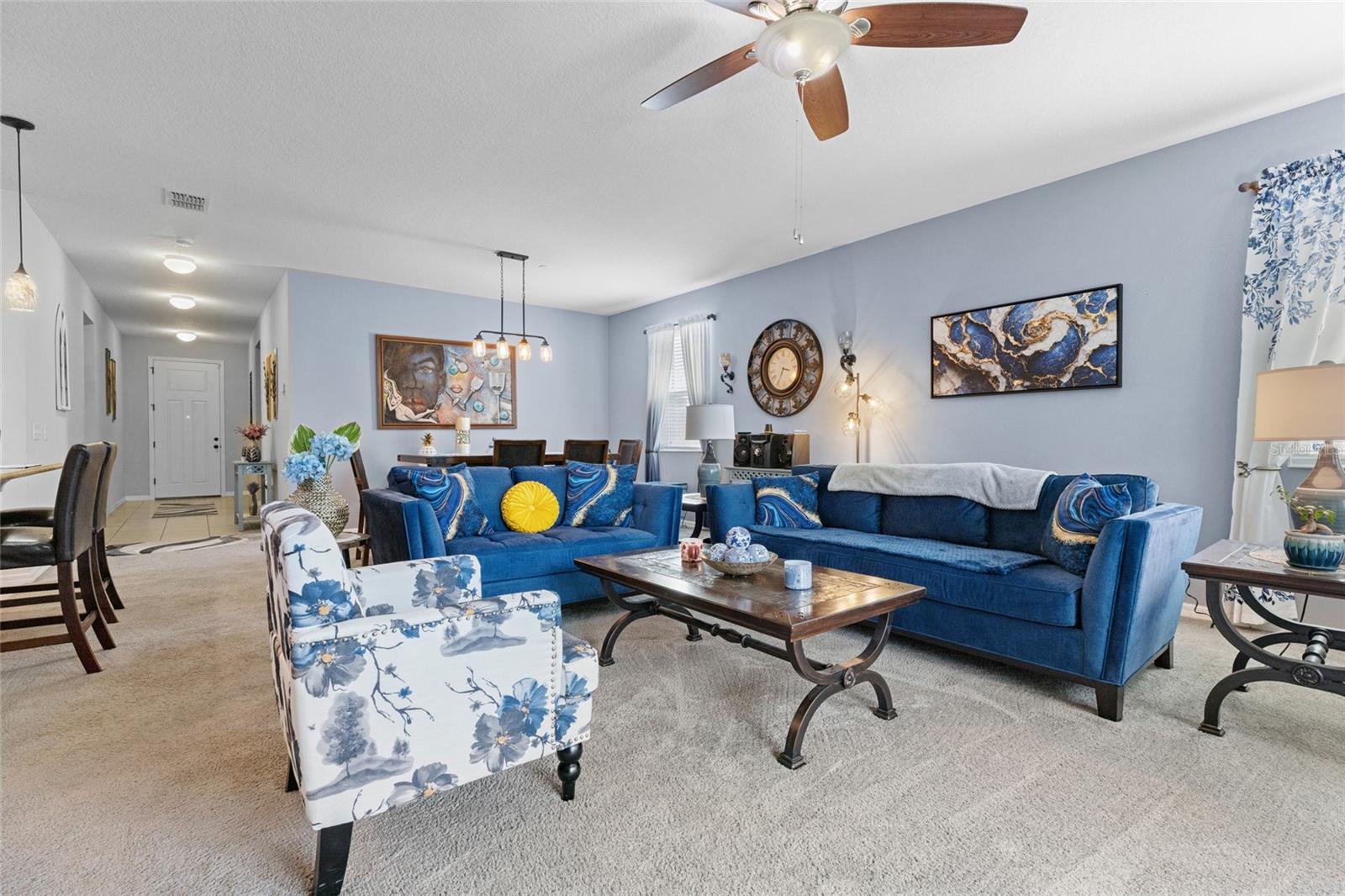 Listing photo id 6 for 10626 Laguna Plains Drive