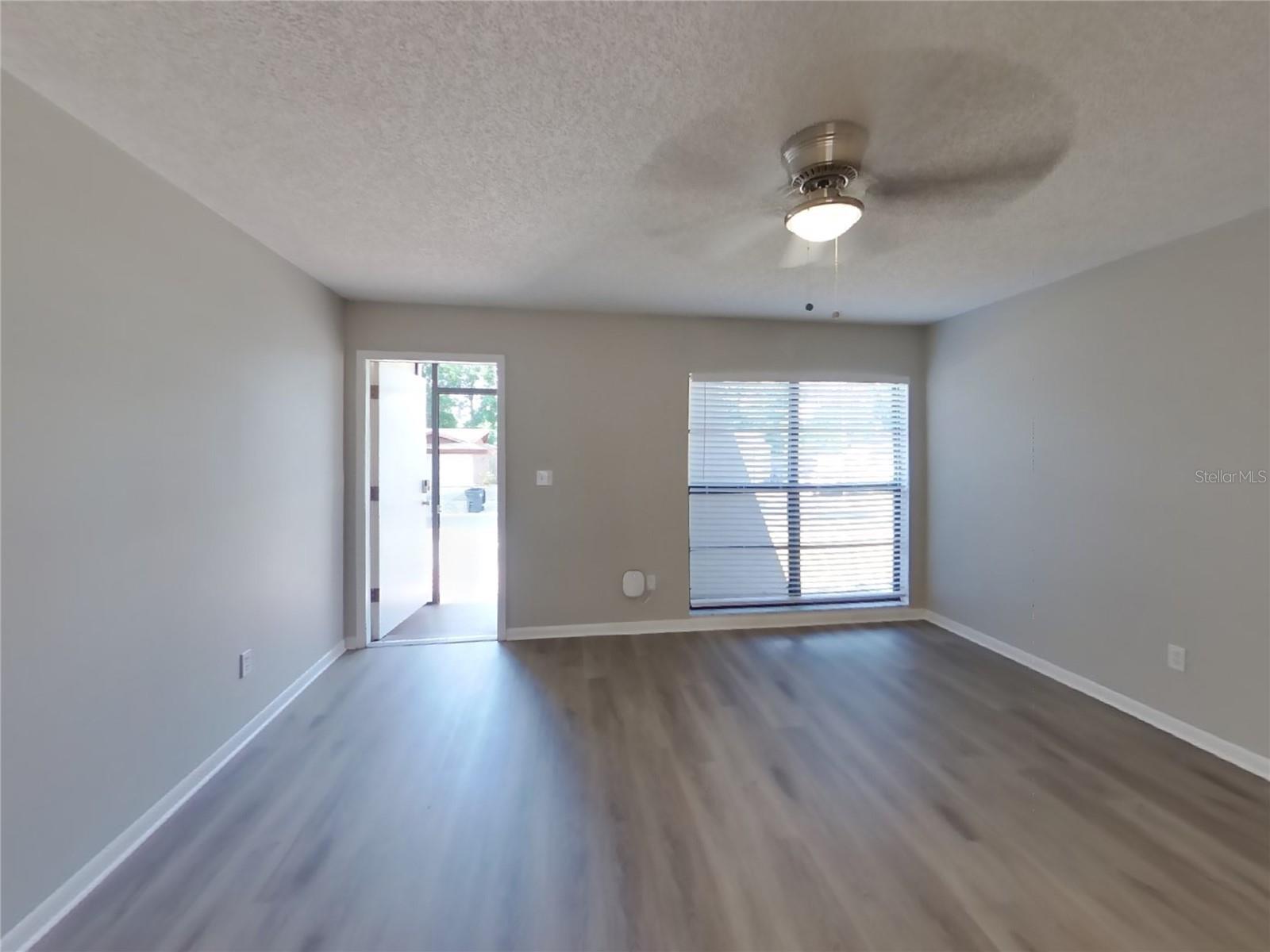 Image 3 of 17 For 520 Falkirk Avenue