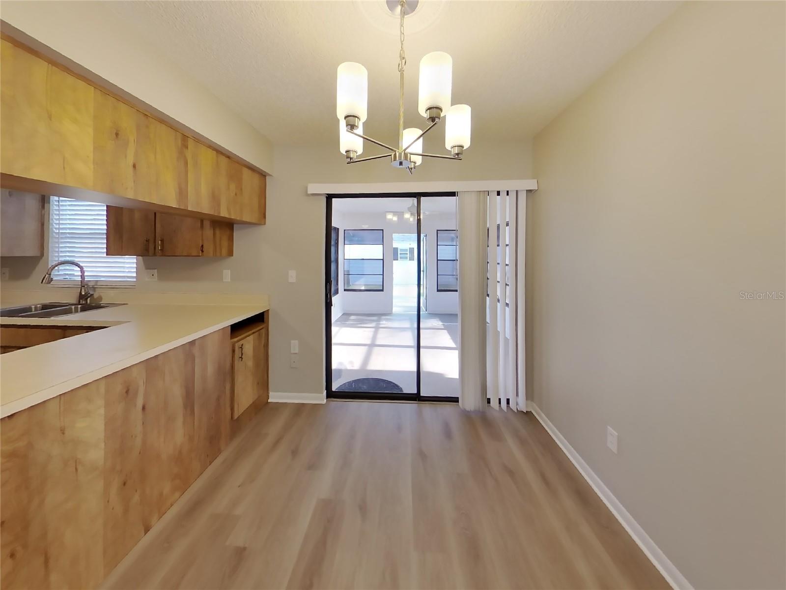 Image 5 of 17 For 520 Falkirk Avenue