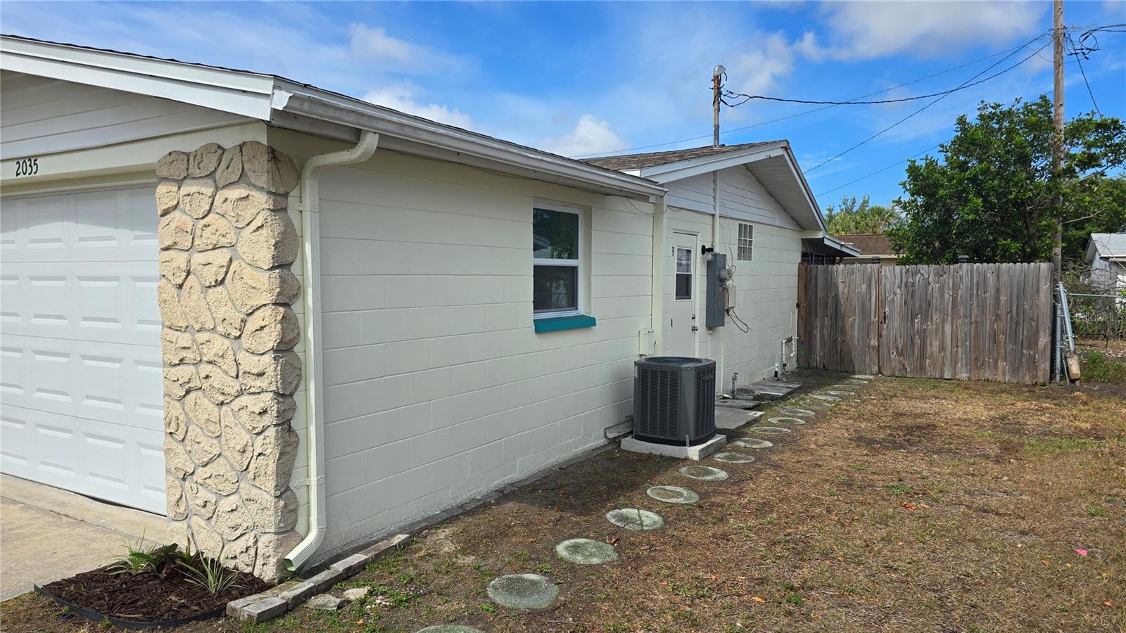 Image 57 of 75 For 2035 Erin Drive