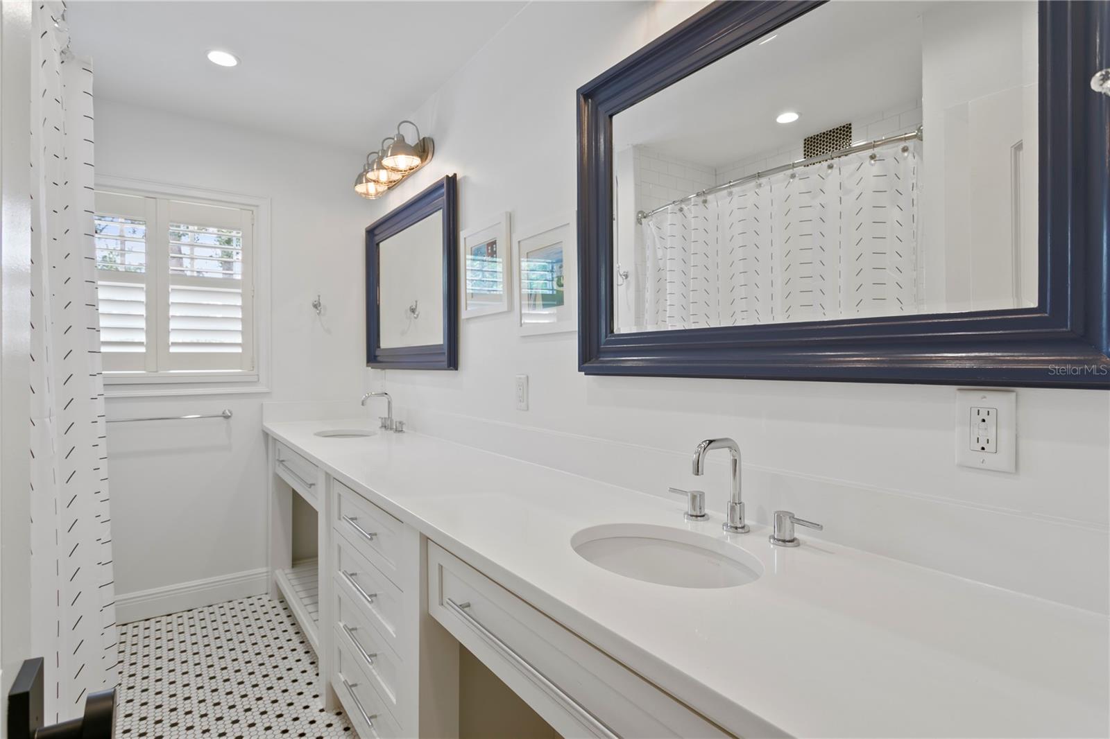 Image 40 of 69 For 1207 Druid Lane