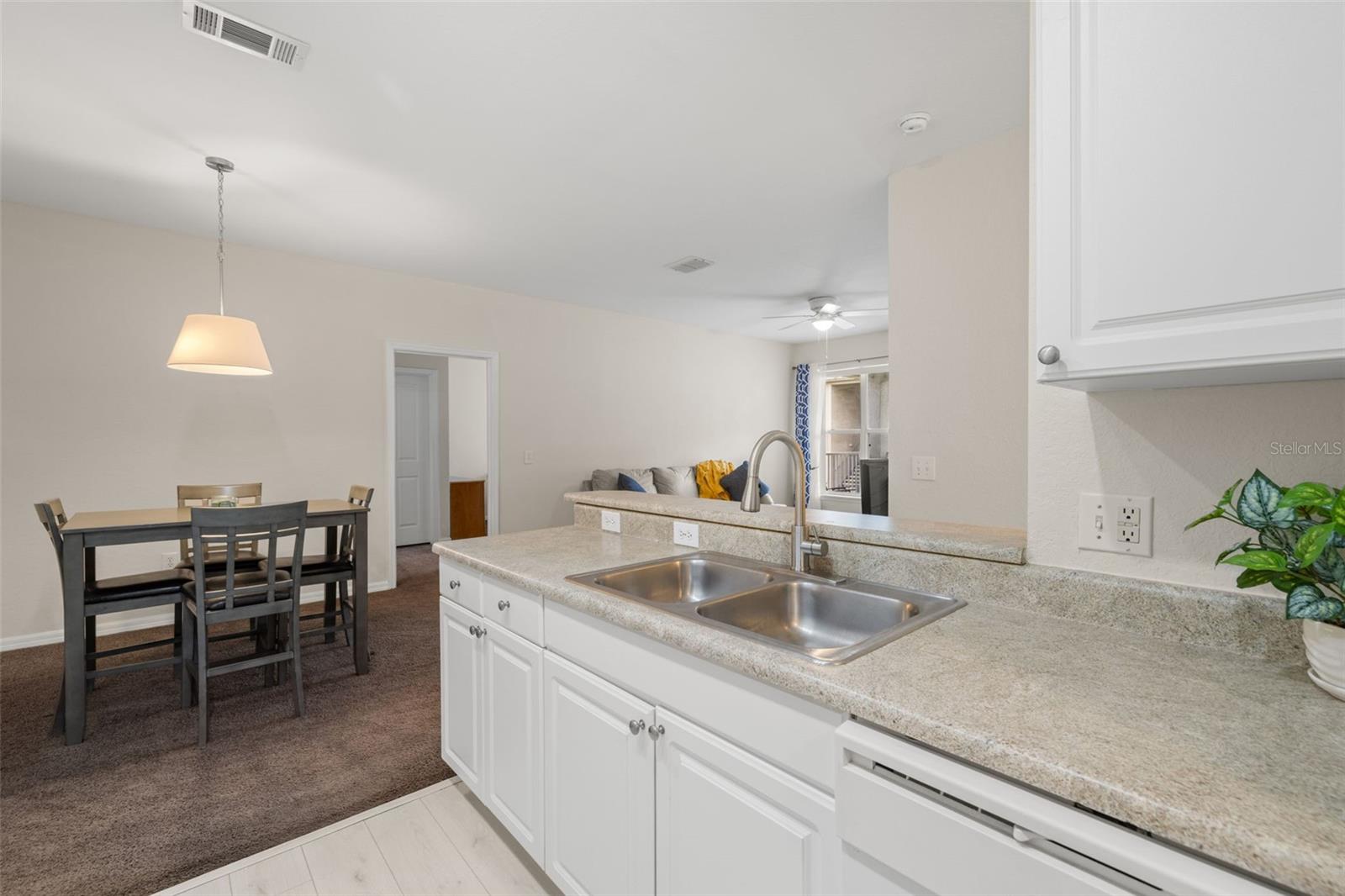 Image 12 of 40 For 4014 Hemingway Circle 4014