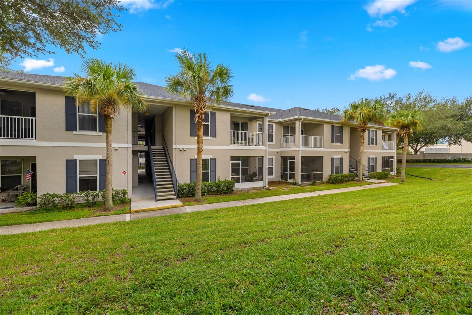 Image 2 of 40 For 4014 Hemingway Circle 4014