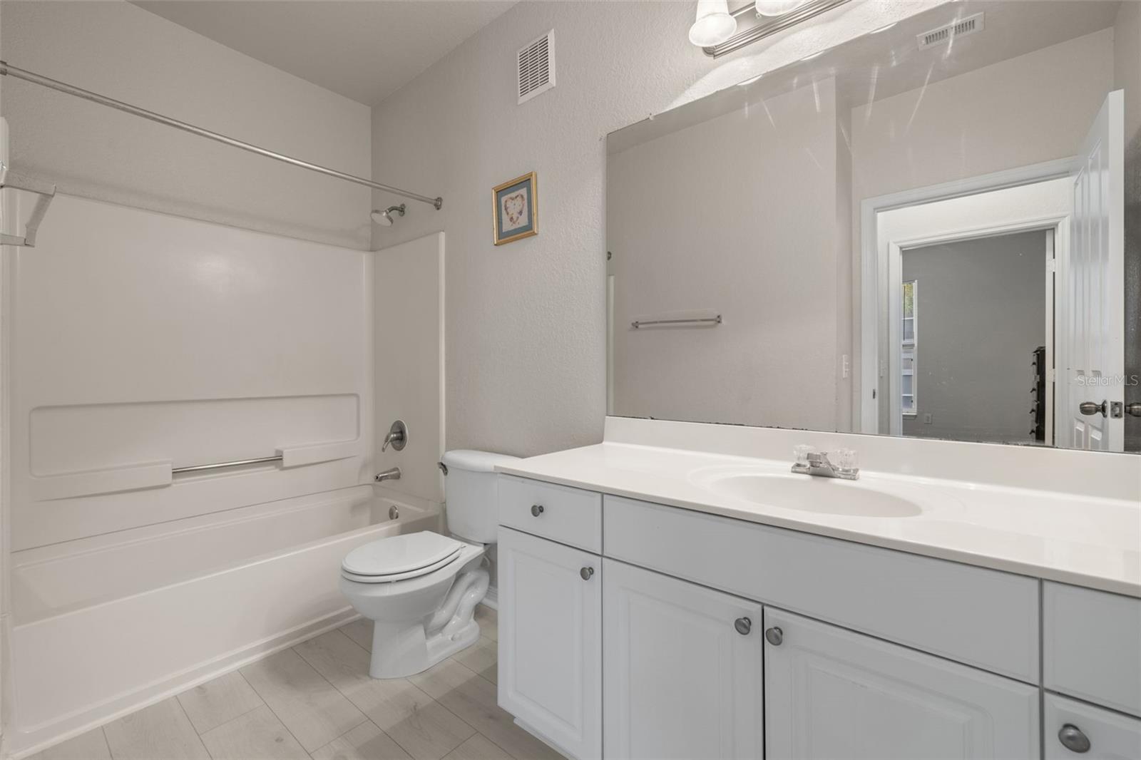 Image 20 of 40 For 4014 Hemingway Circle 4014