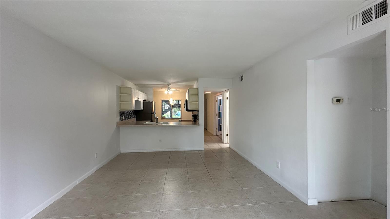 Listing photo id 16 for 11201 122nd Avenue 103