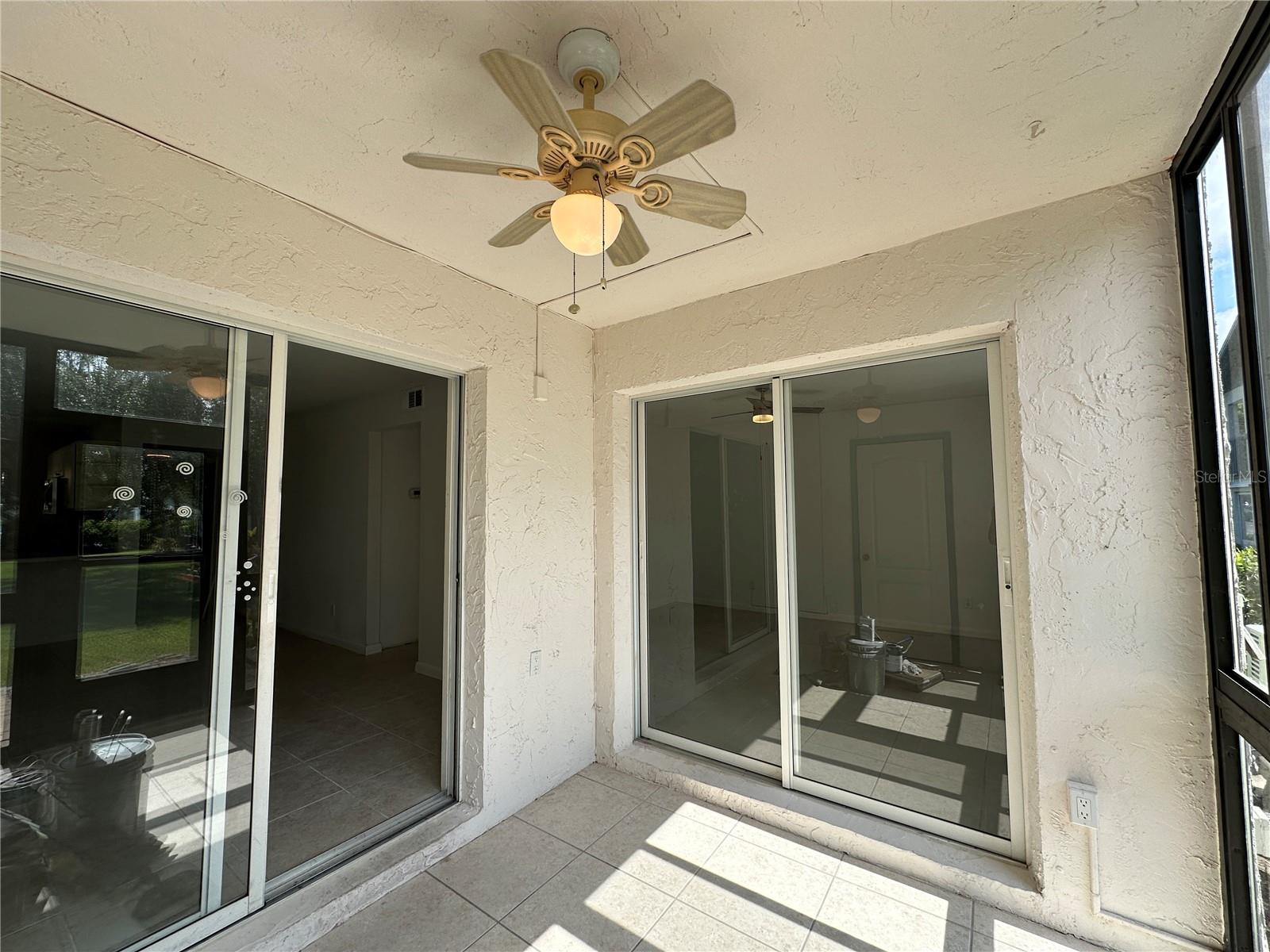 Listing photo id 21 for 11201 122nd Avenue 103