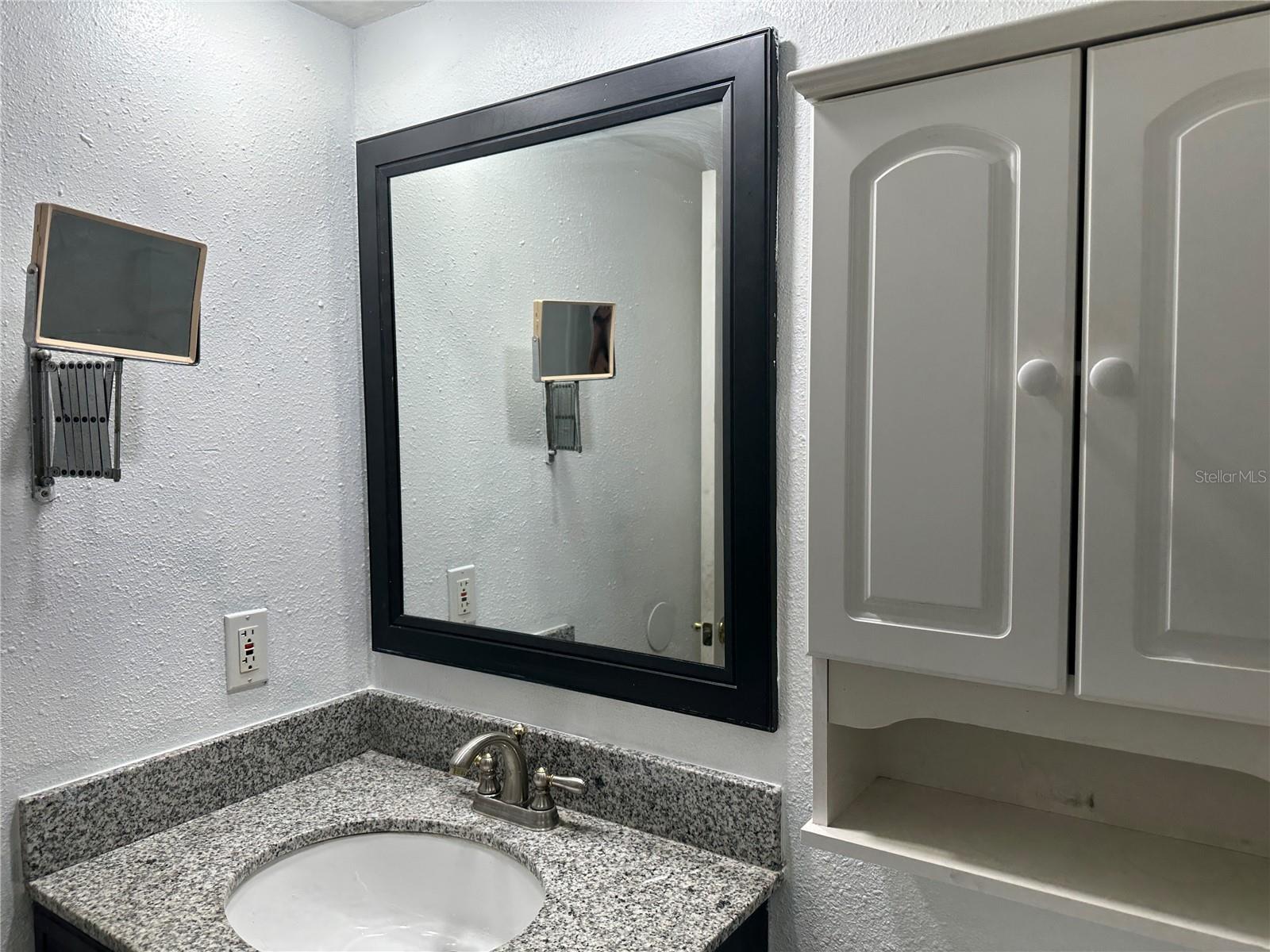 Listing photo id 39 for 11201 122nd Avenue 103