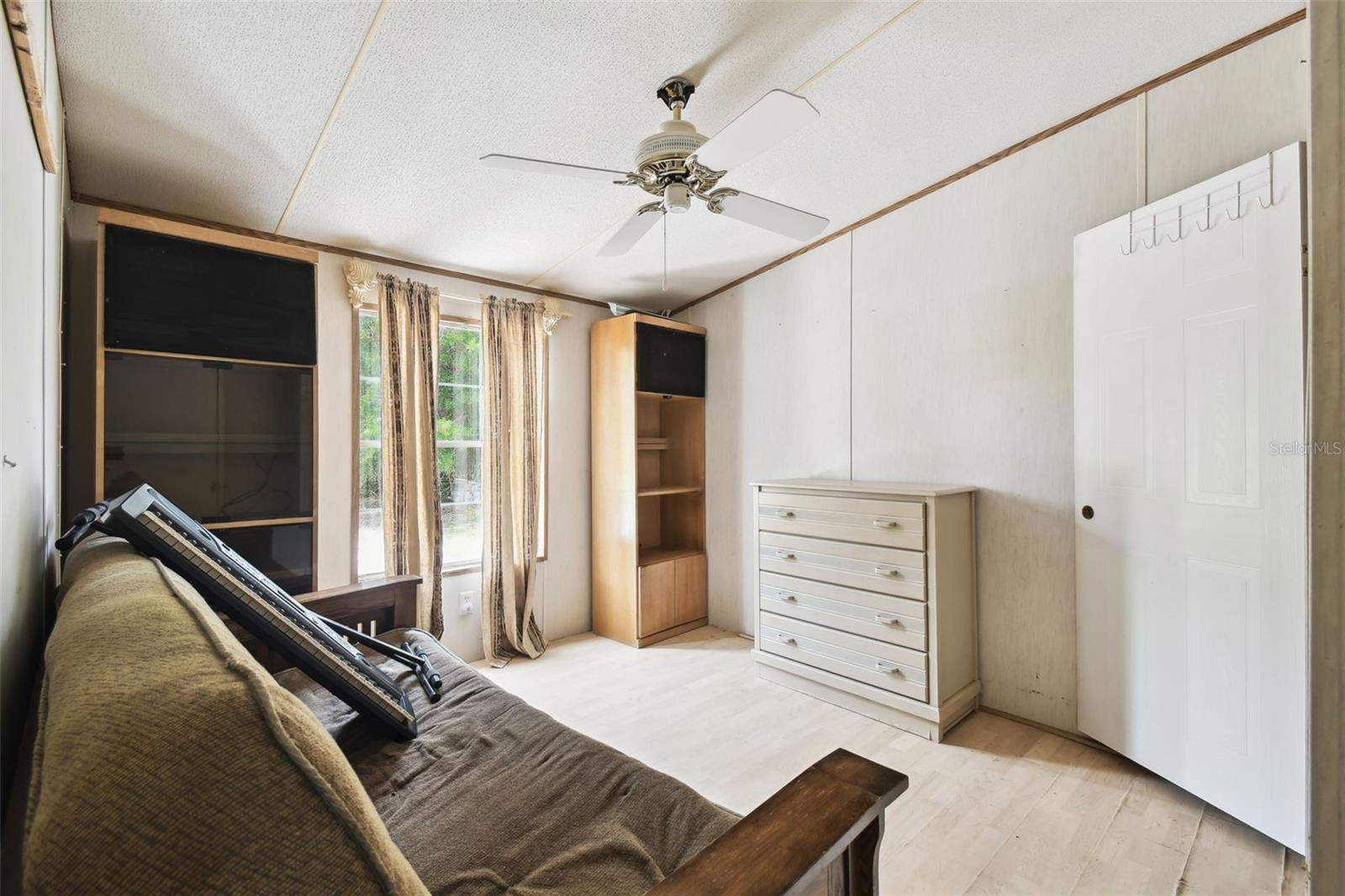 Image 11 of 20 For 7083 Pistachio Street