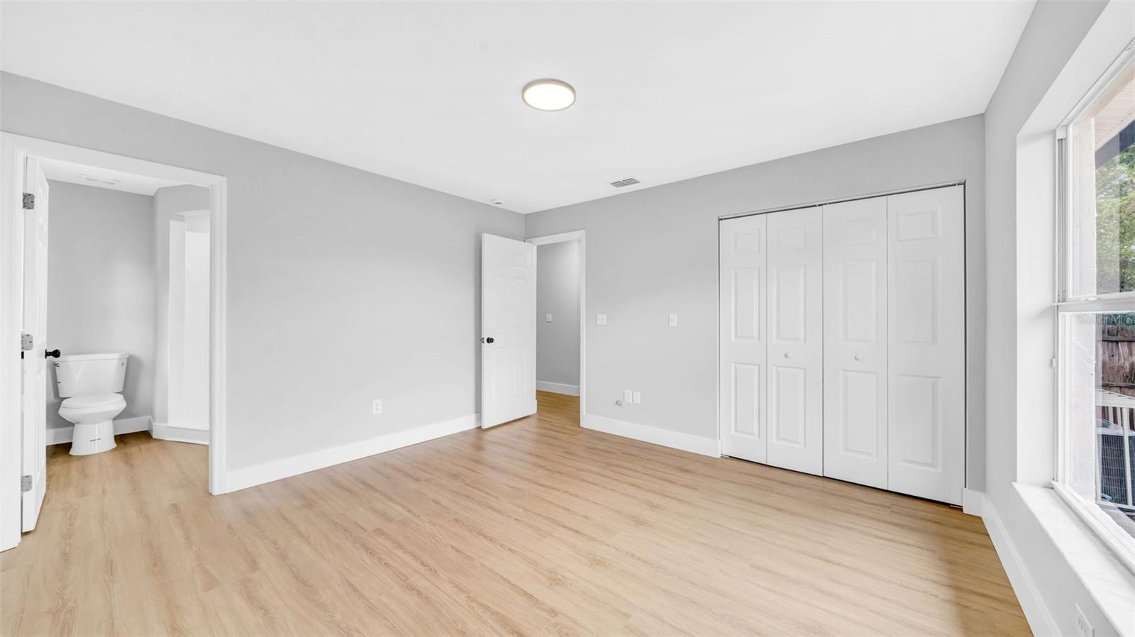 Image 15 of 32 For 2921 18th Street