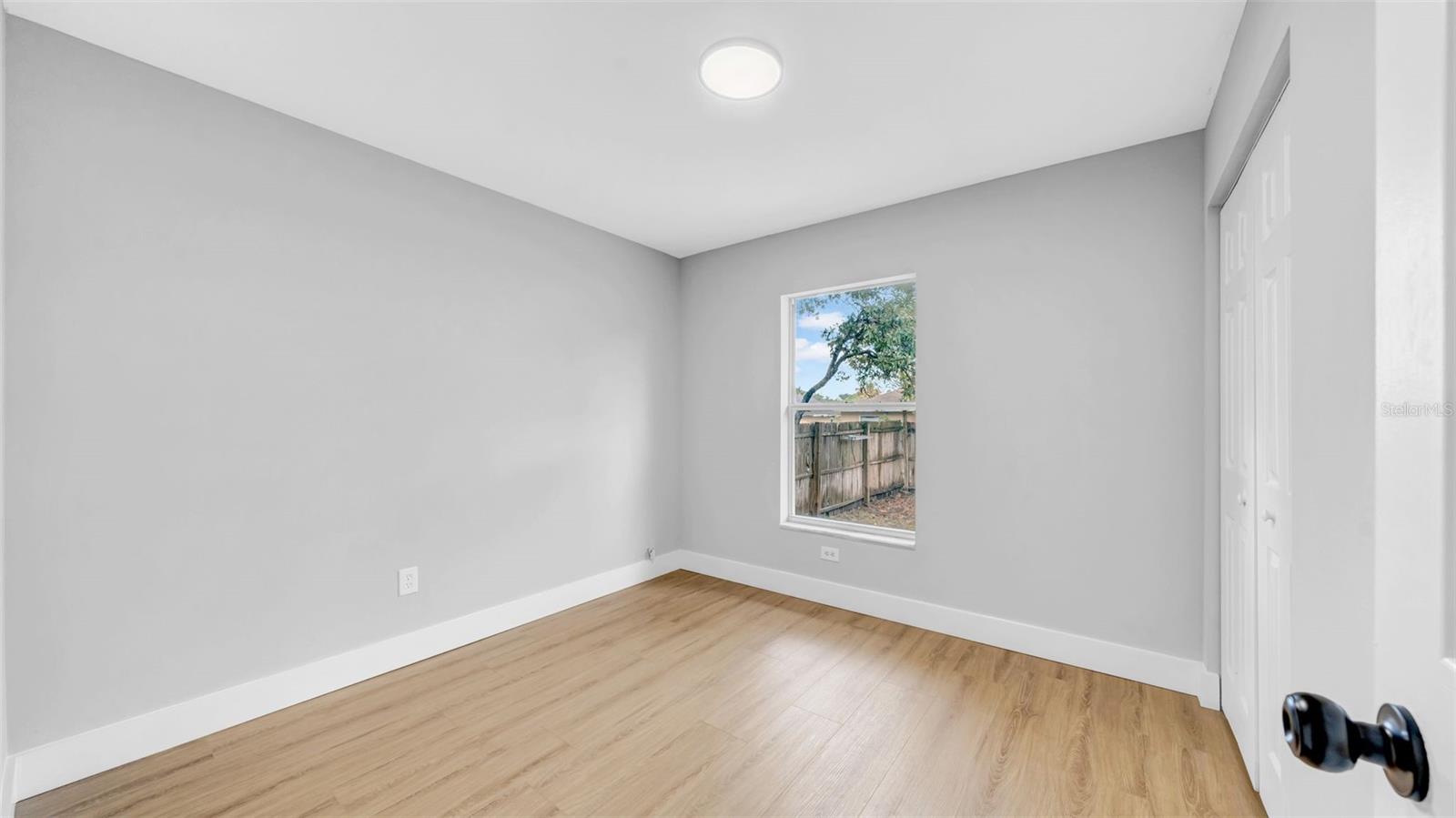 Image 19 of 32 For 2921 18th Street