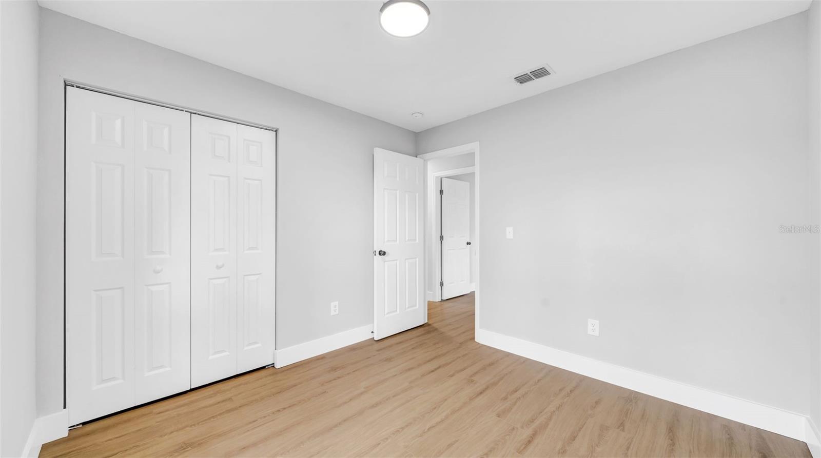 Image 20 of 32 For 2921 18th Street