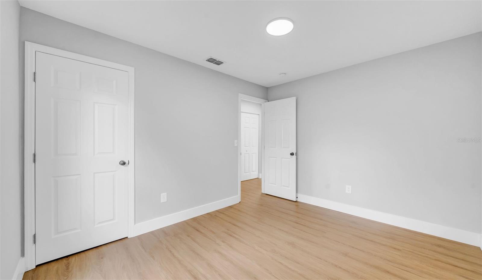 Image 22 of 32 For 2921 18th Street