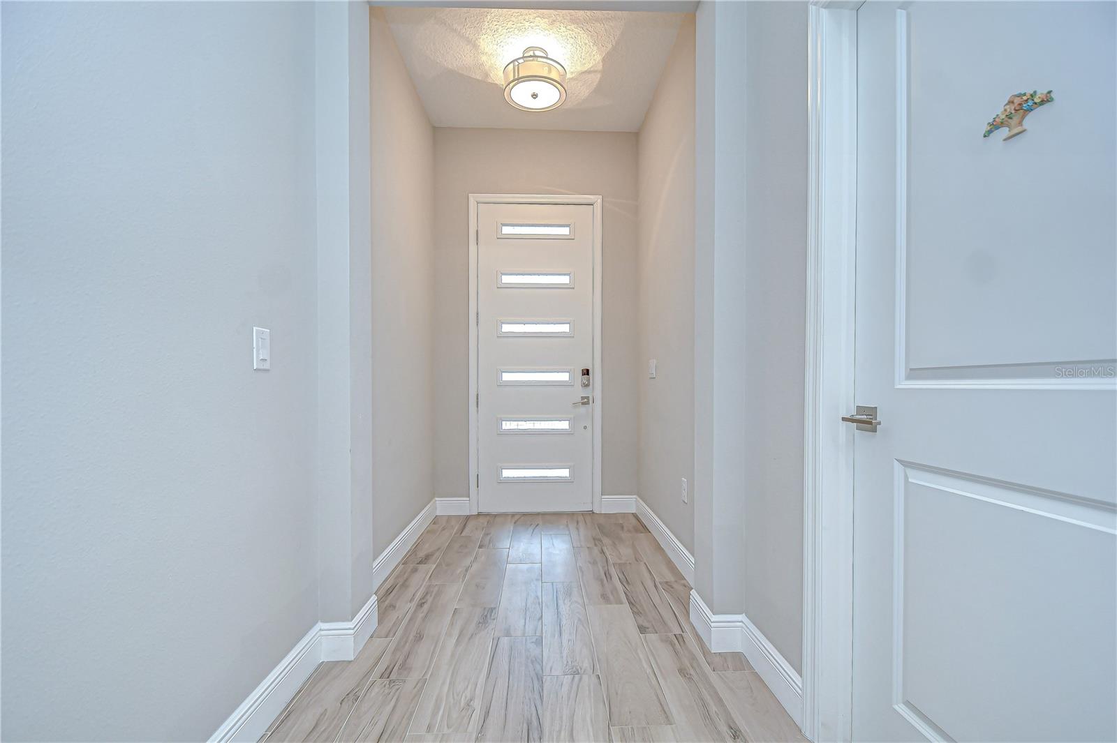 Image 4 of 25 For 5732 Stockport Street