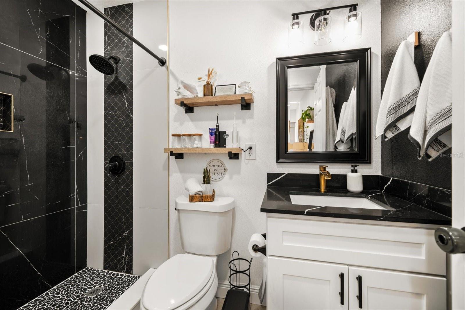 Image 22 of 43 For 14 Meteor Avenue