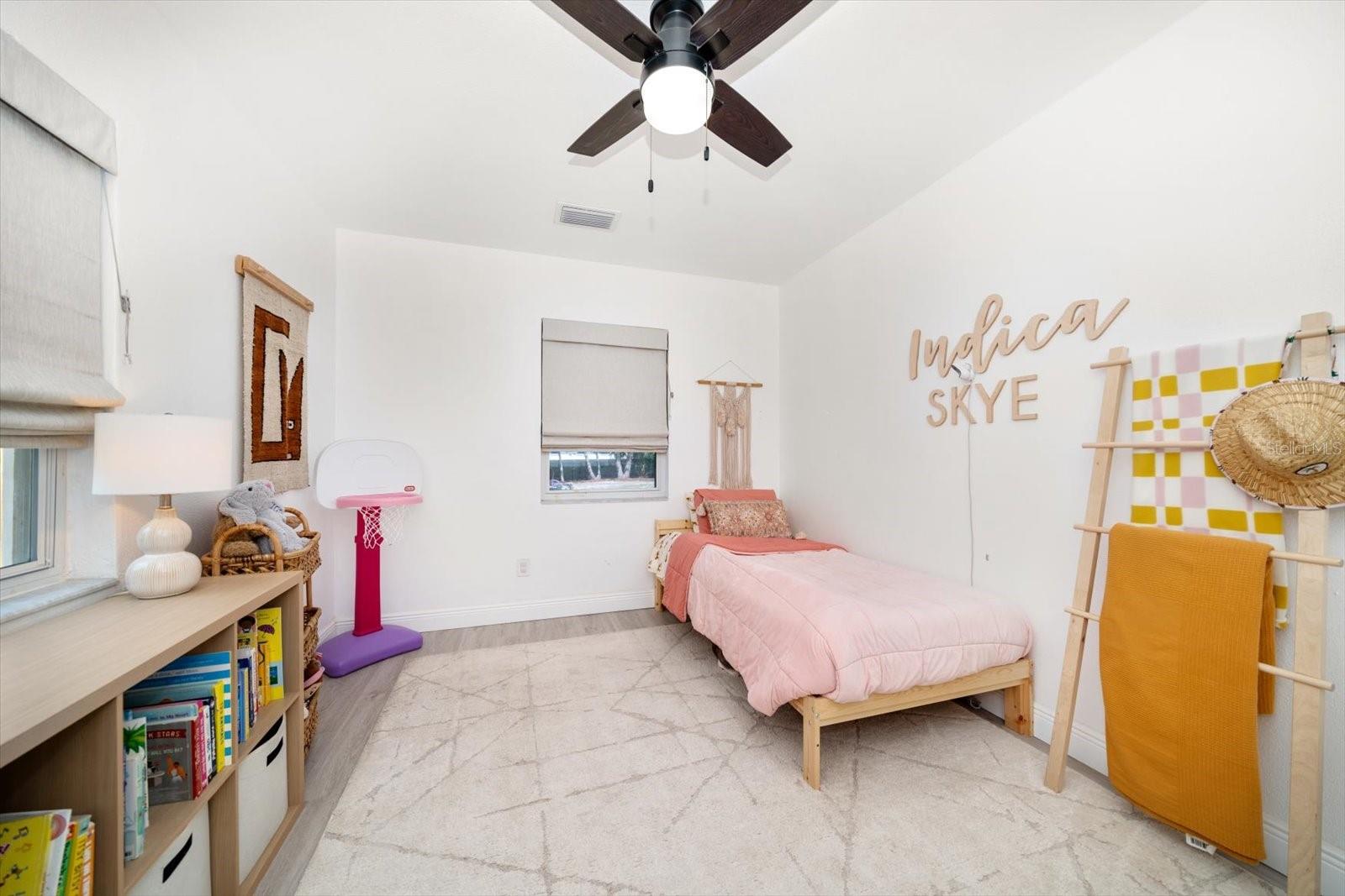 Image 30 of 43 For 14 Meteor Avenue