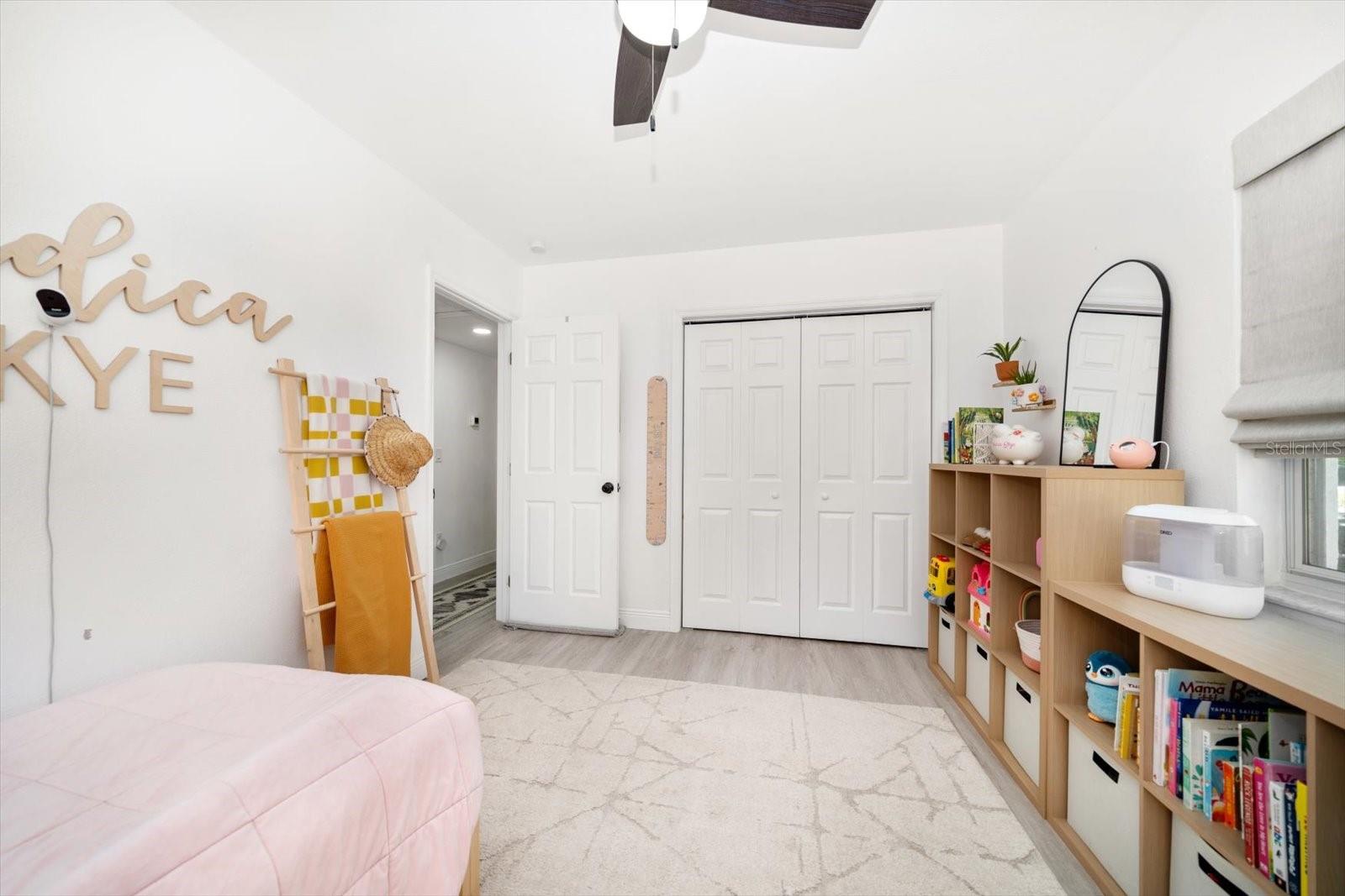 Image 31 of 43 For 14 Meteor Avenue