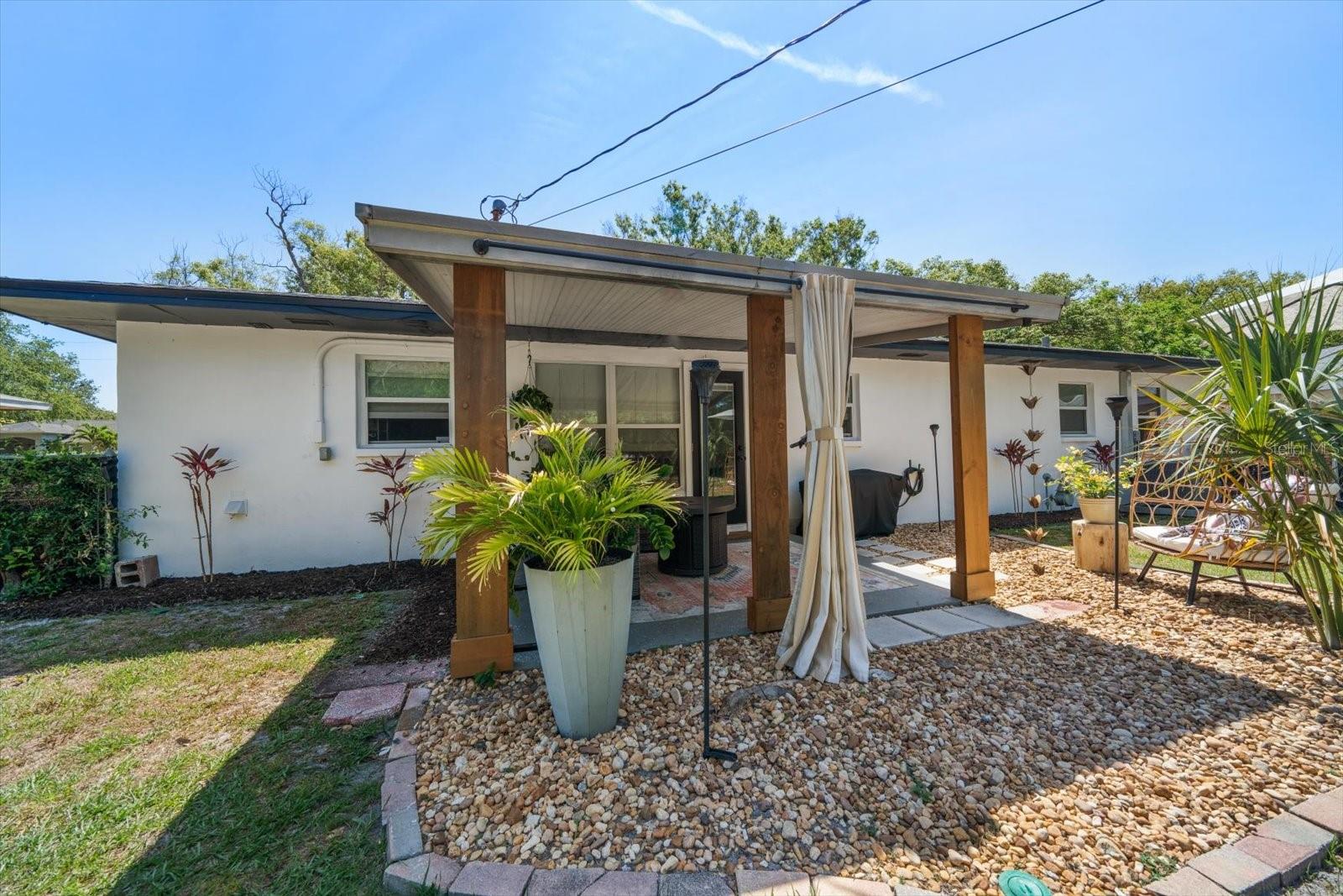 Image 35 of 43 For 14 Meteor Avenue