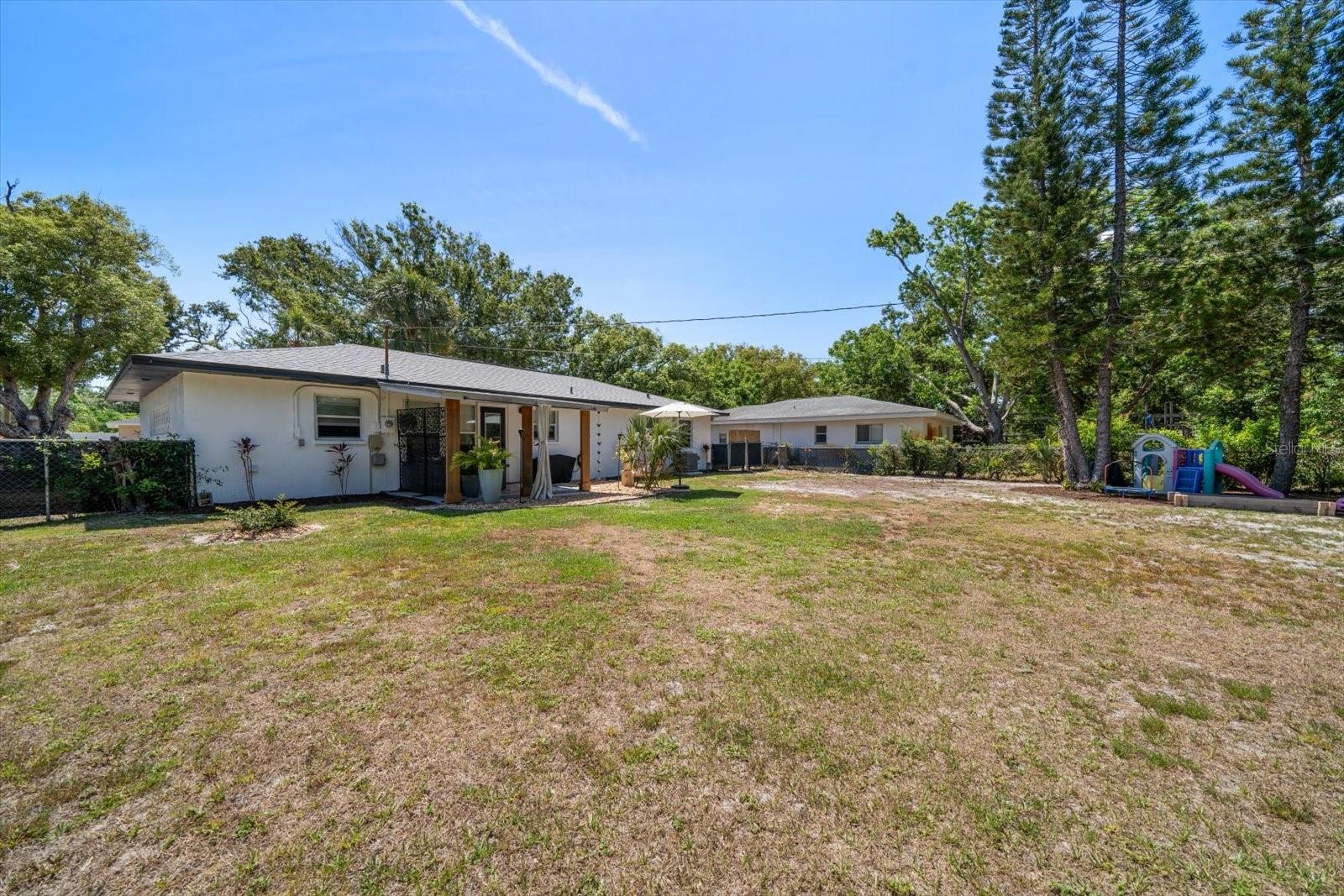 Image 37 of 43 For 14 Meteor Avenue