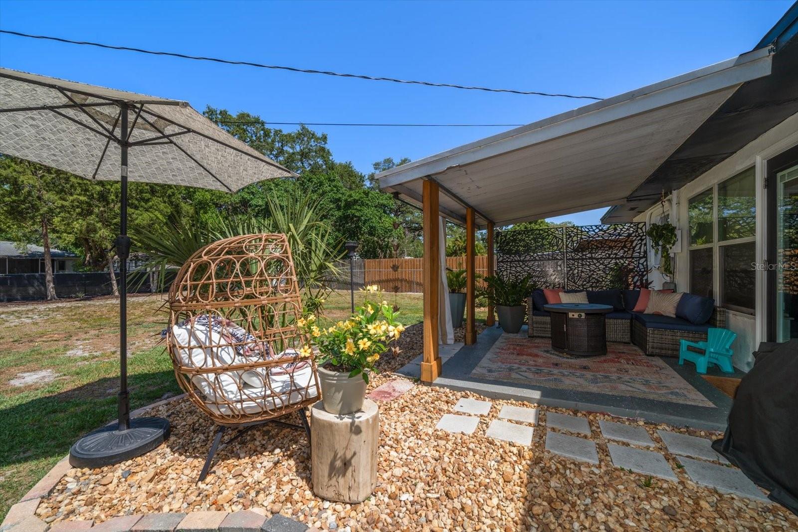 Image 7 of 43 For 14 Meteor Avenue