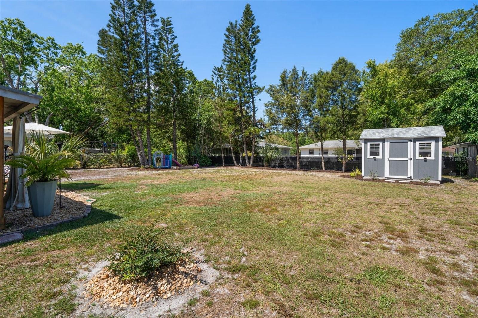 Image 8 of 43 For 14 Meteor Avenue