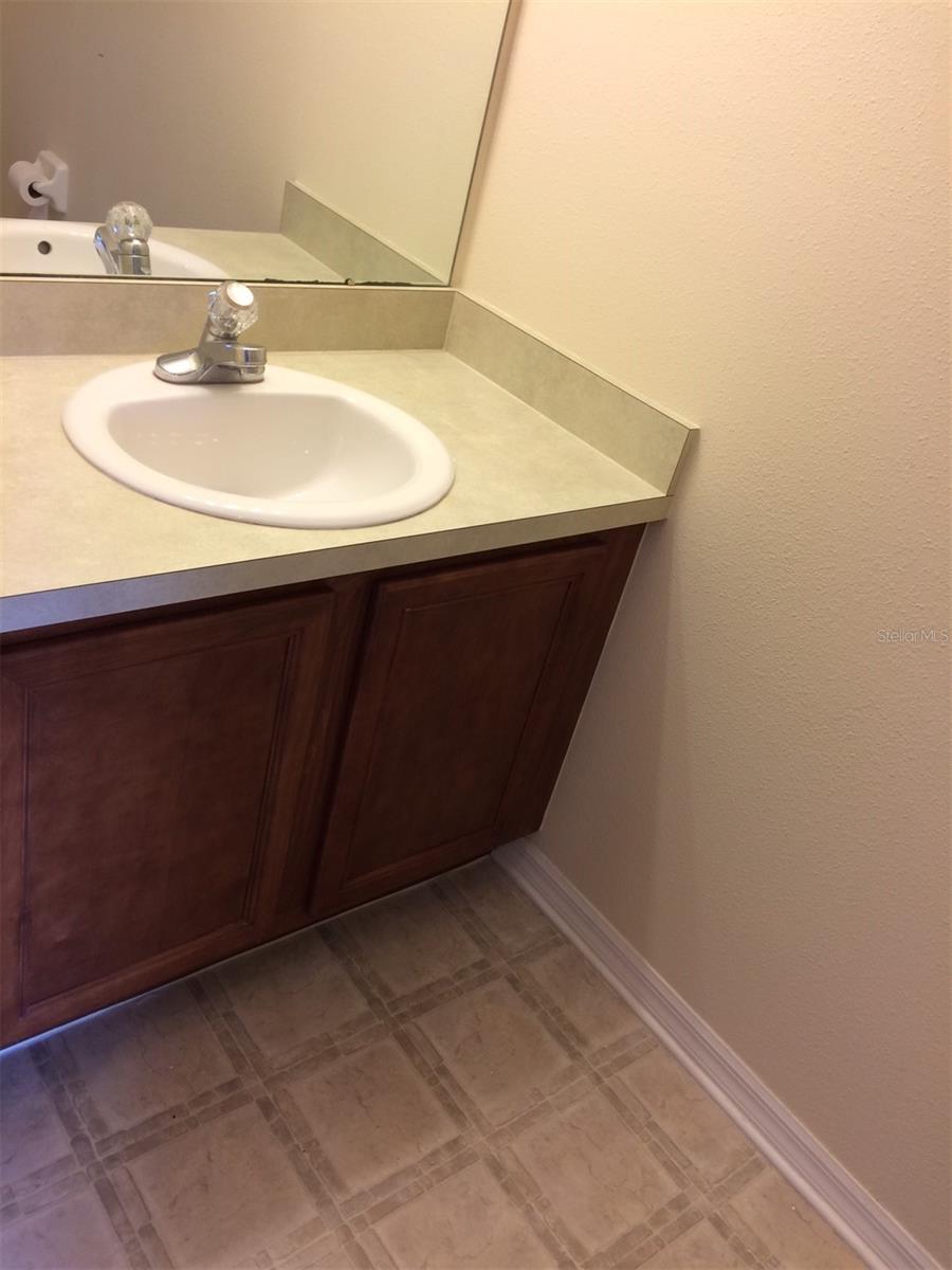 Image 11 of 14 For 12364 Foxmoor Peak Drive