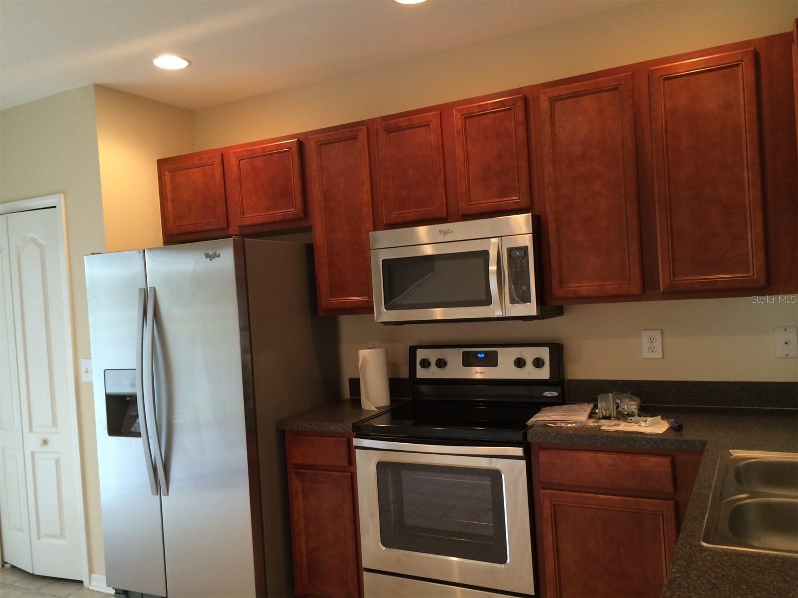Image 4 of 14 For 12364 Foxmoor Peak Drive
