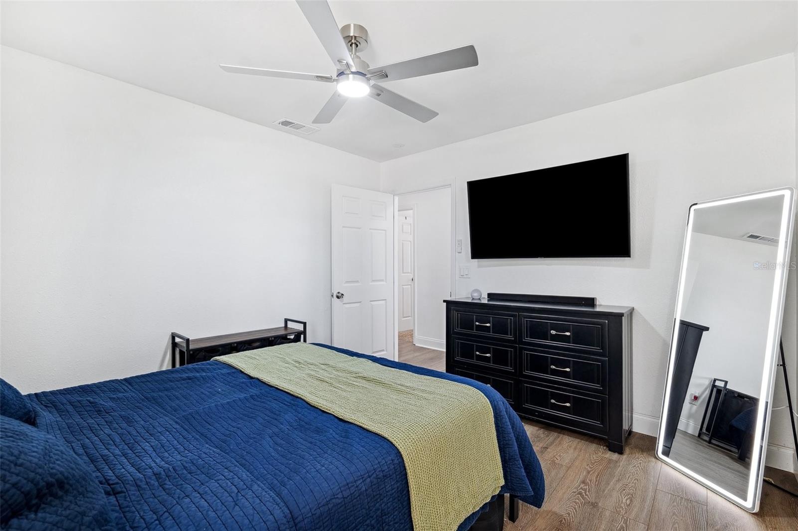 Image 12 of 25 For 3801 Carroway Street