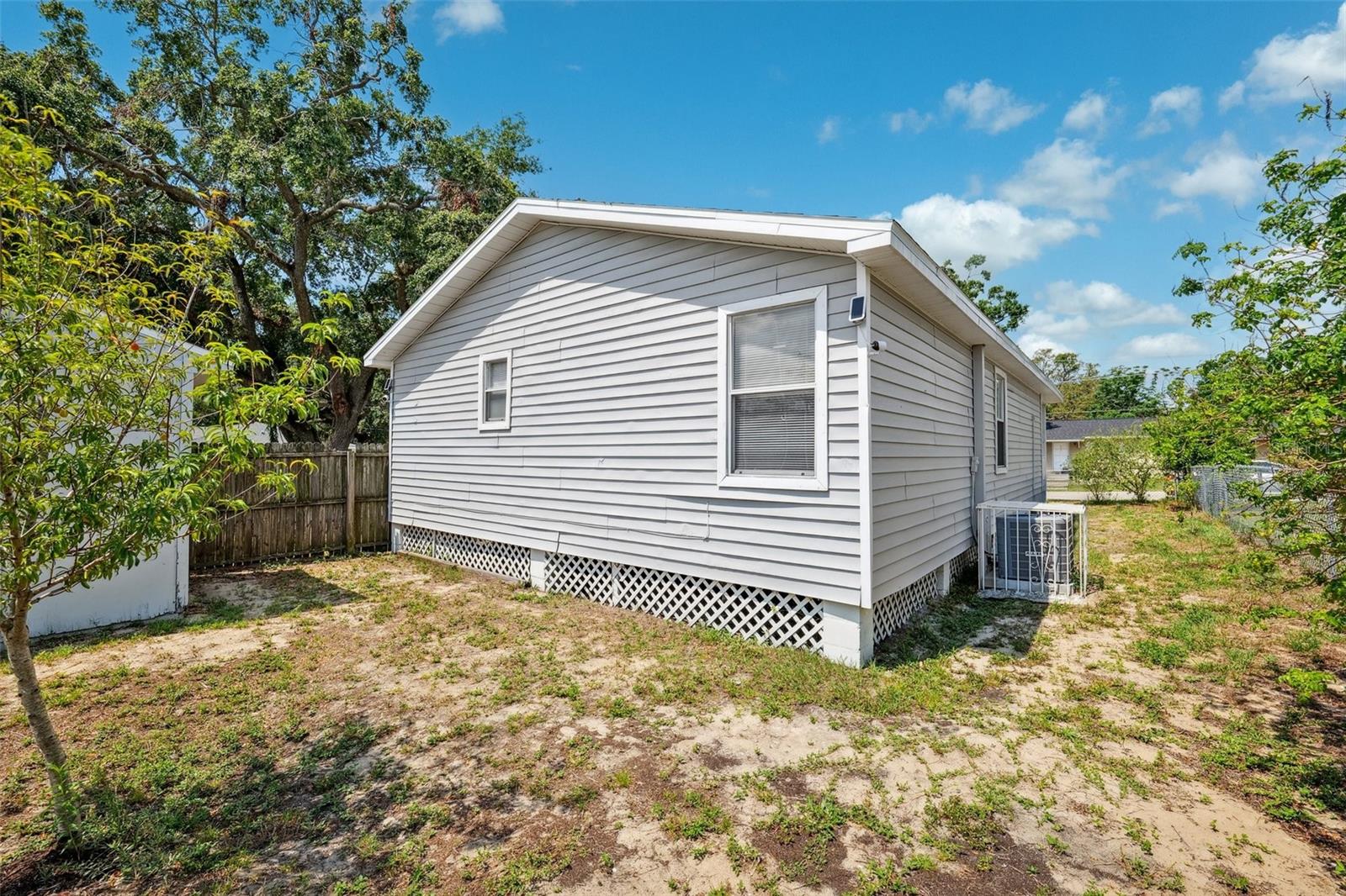 Image 22 of 25 For 3801 Carroway Street
