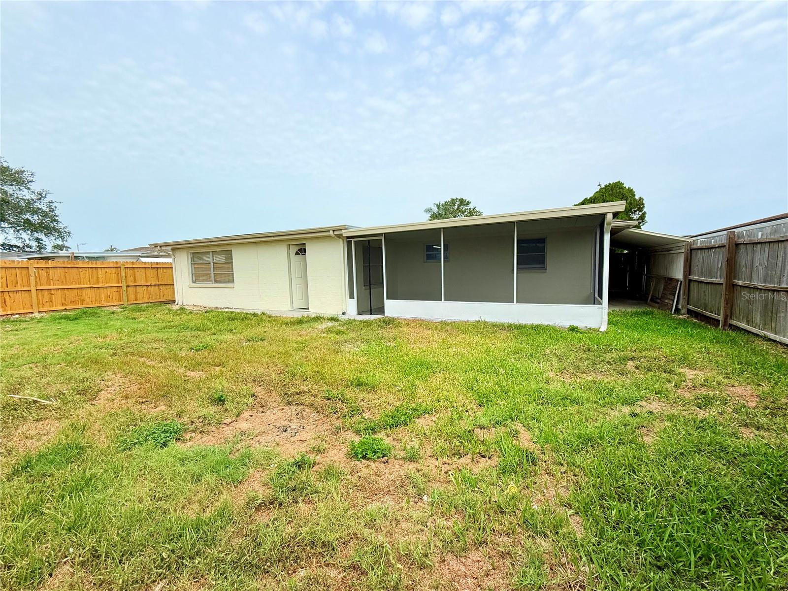 Image 16 of 17 For 3548 Umber Road