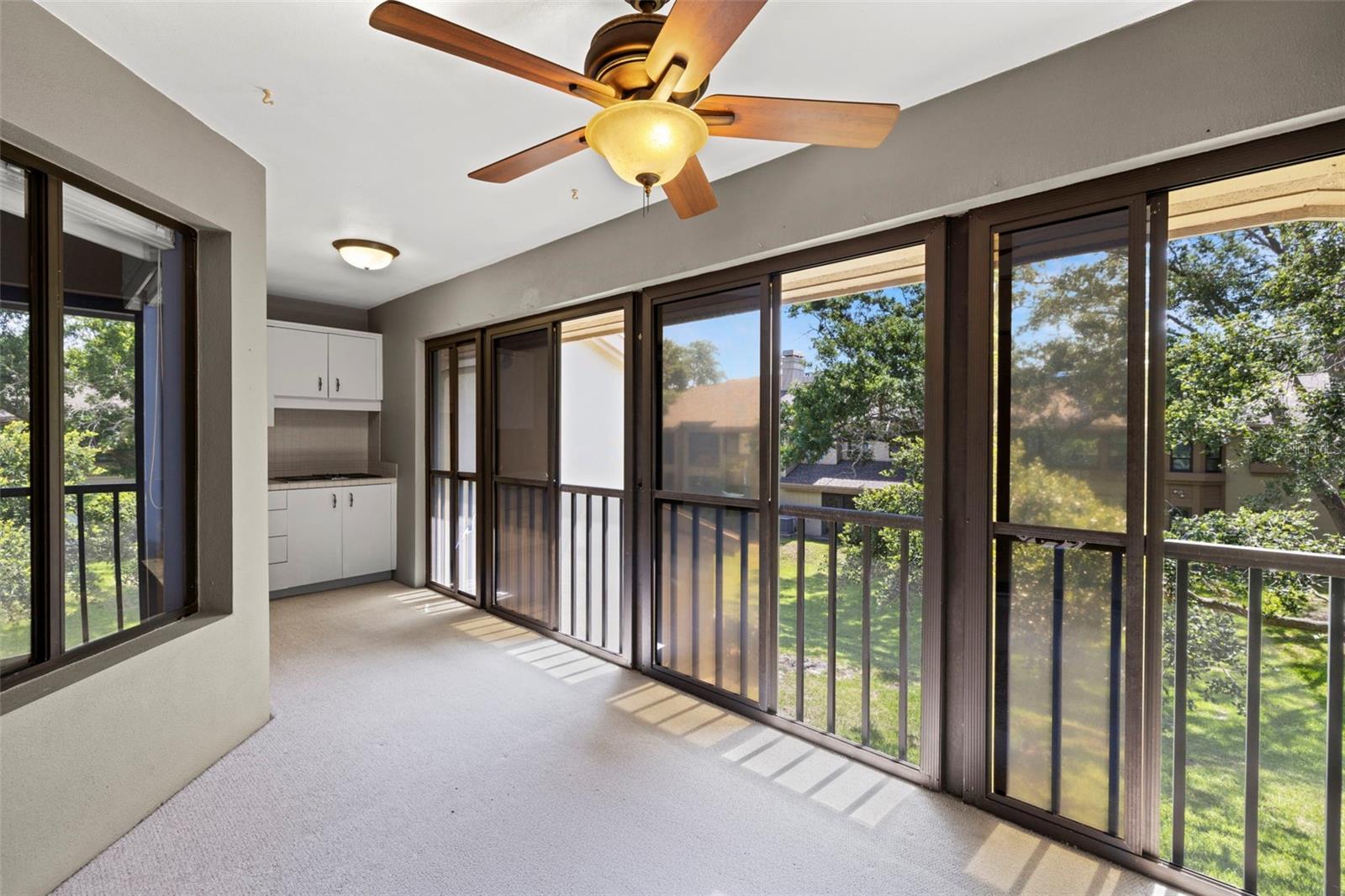 Image 31 of 38 For 3066 Landmark Boulevard 1305