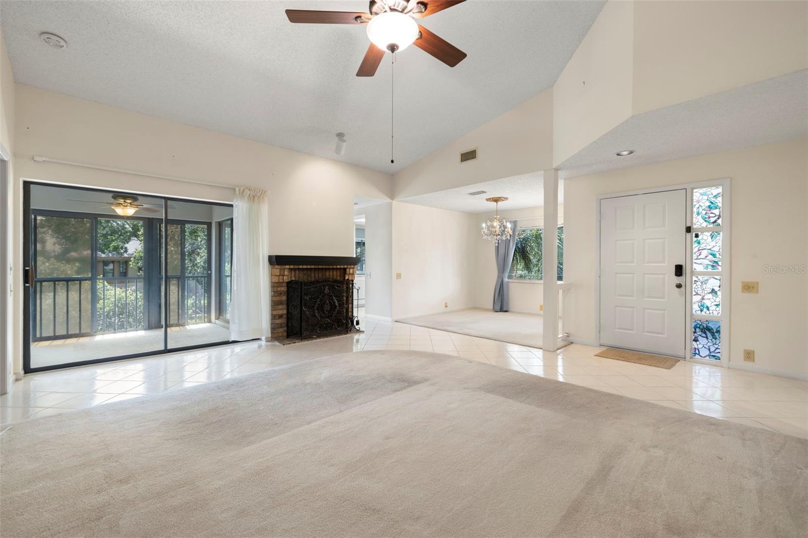 Image 5 of 38 For 3066 Landmark Boulevard 1305