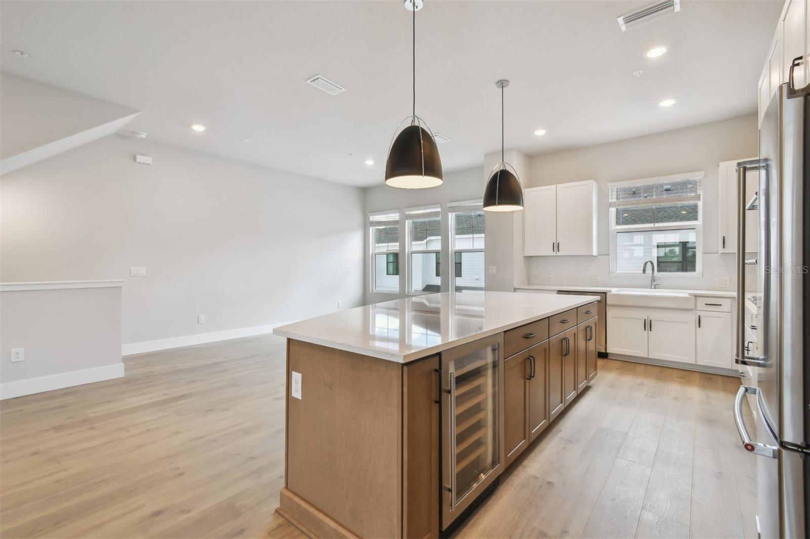 Image 13 of 43 For 7236 Sutton Lane