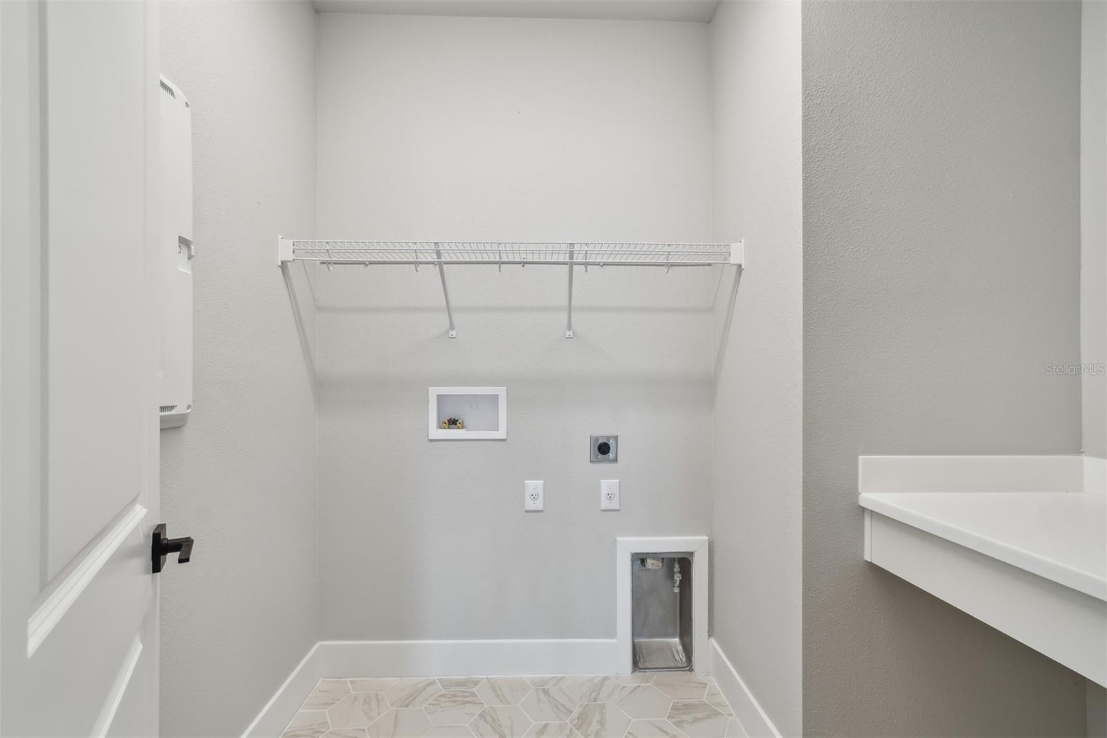 Image 38 of 43 For 7236 Sutton Lane