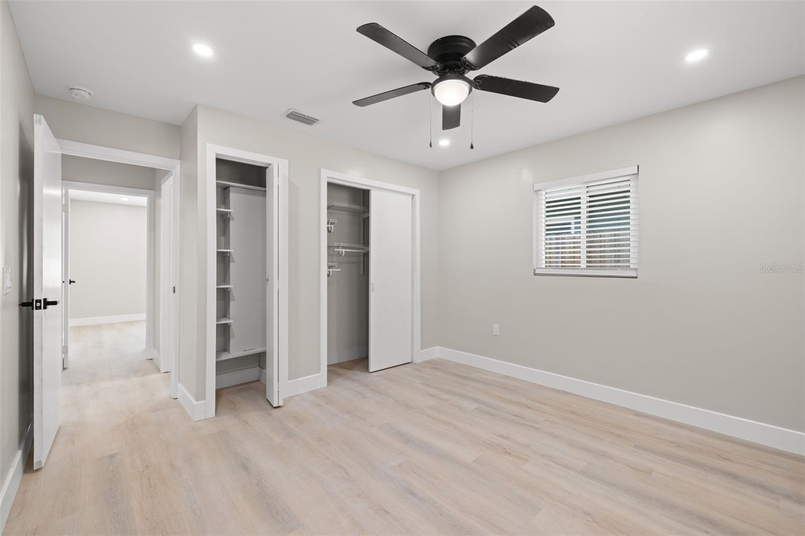 Image 22 of 28 For 1500 San Mateo Drive