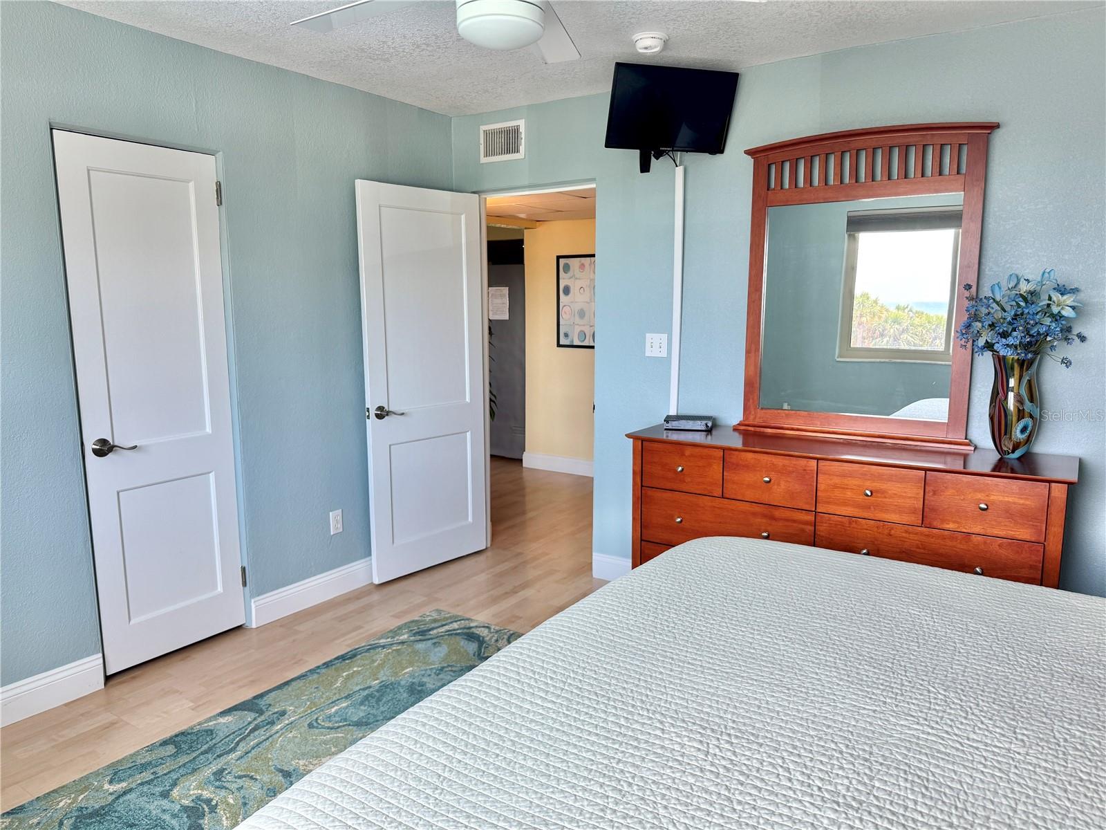 Image 16 of 26 For 6700 Sunset Way 206