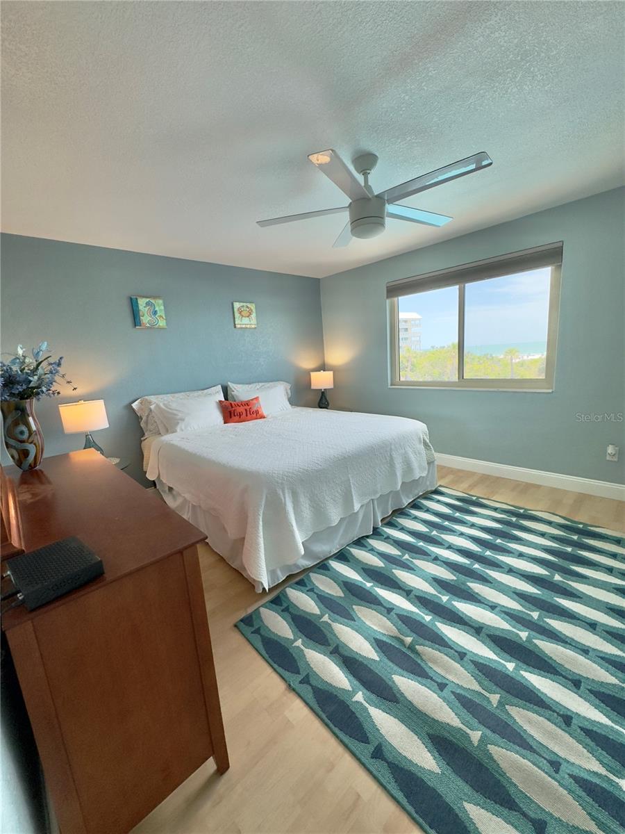 Image 18 of 26 For 6700 Sunset Way 206