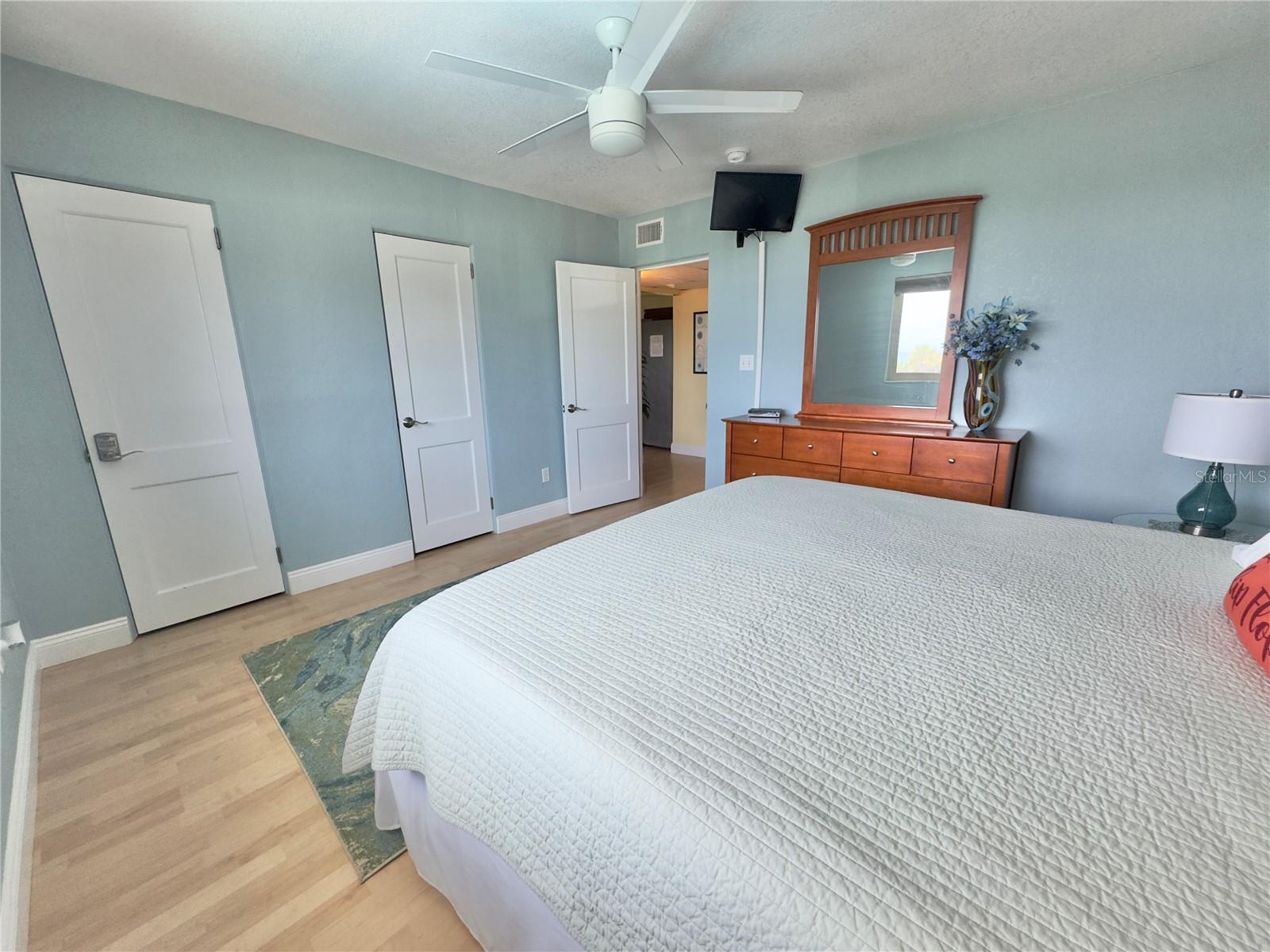 Image 21 of 26 For 6700 Sunset Way 206