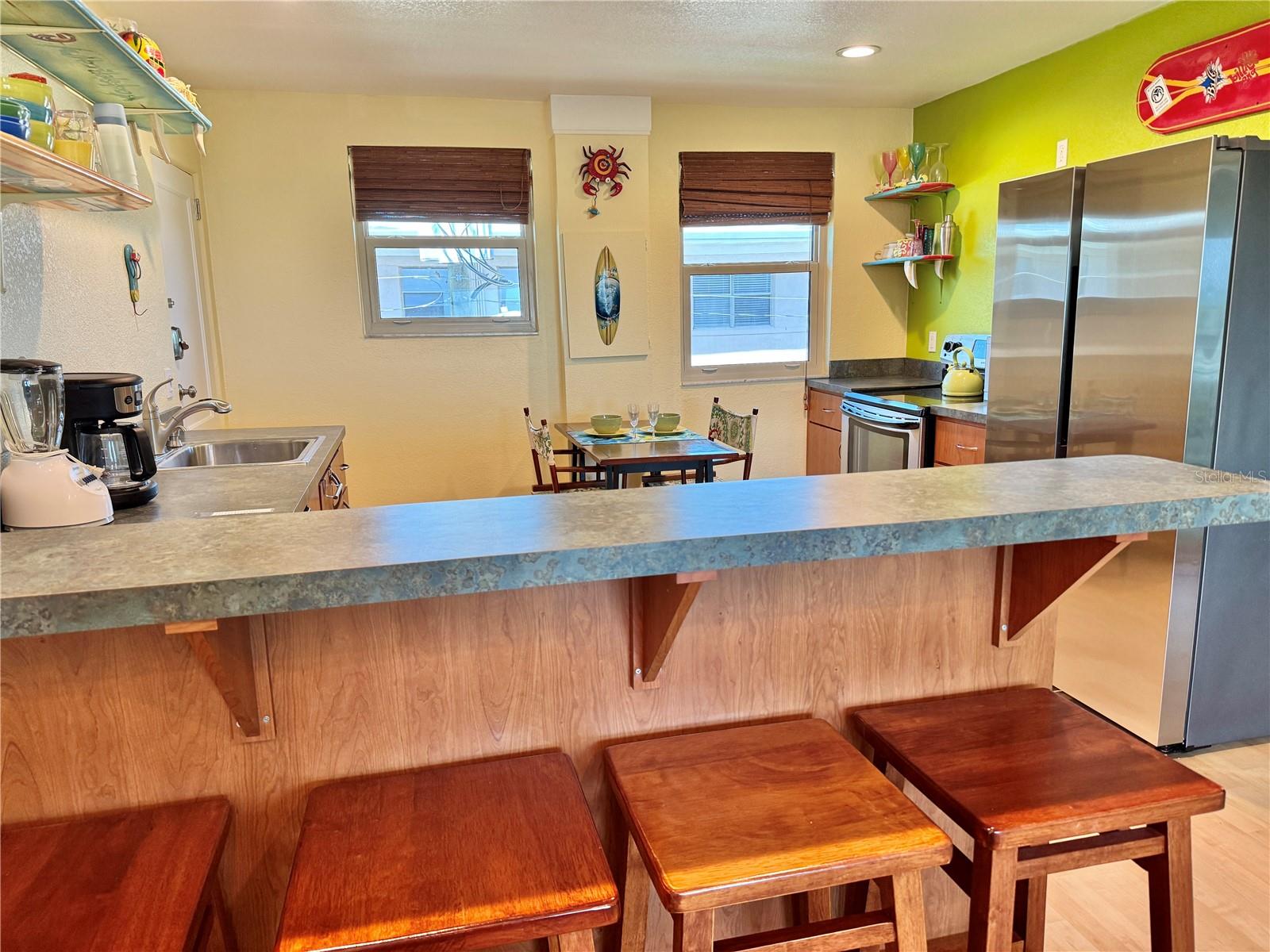 Image 9 of 26 For 6700 Sunset Way 206