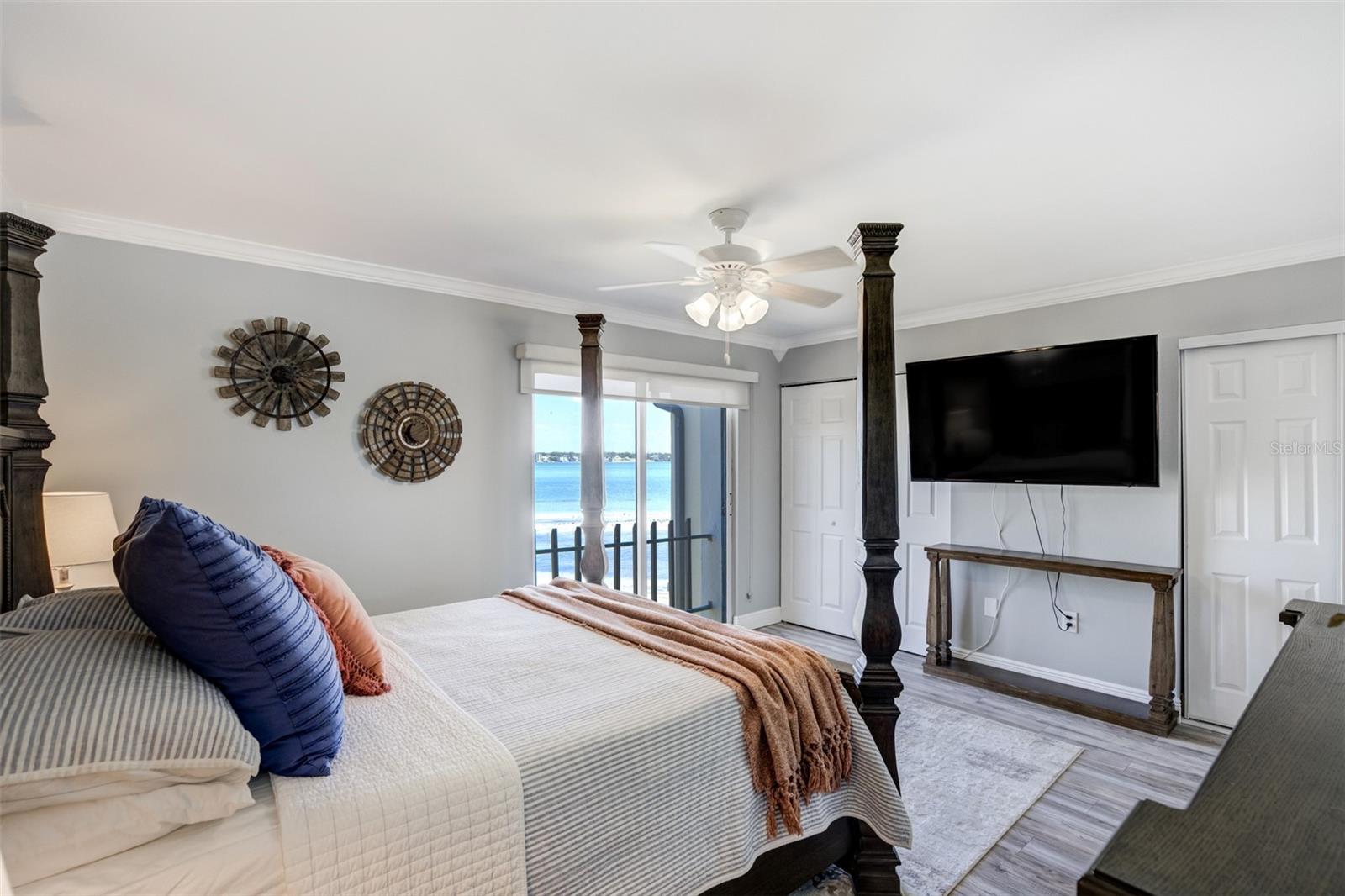Image 10 of 17 For 865 Gulfview Boulevard 308