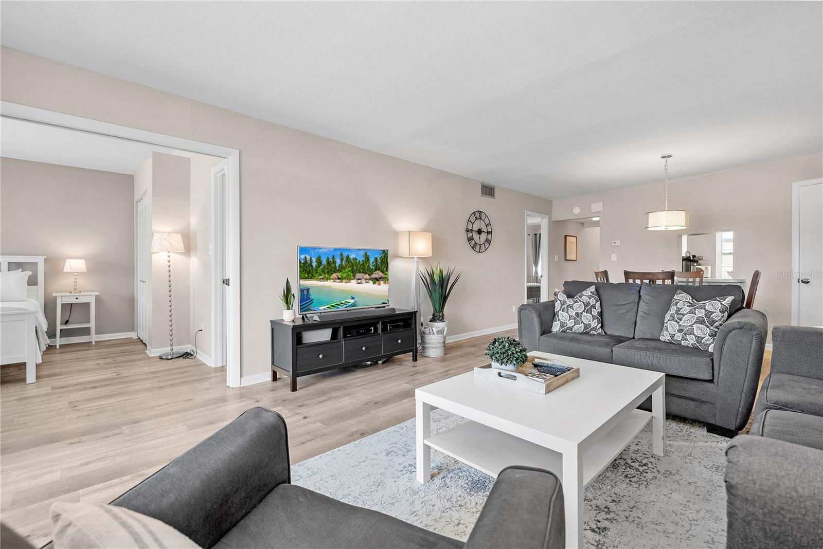 Image 15 of 47 For 8703 Bardmoor Boulevard 305