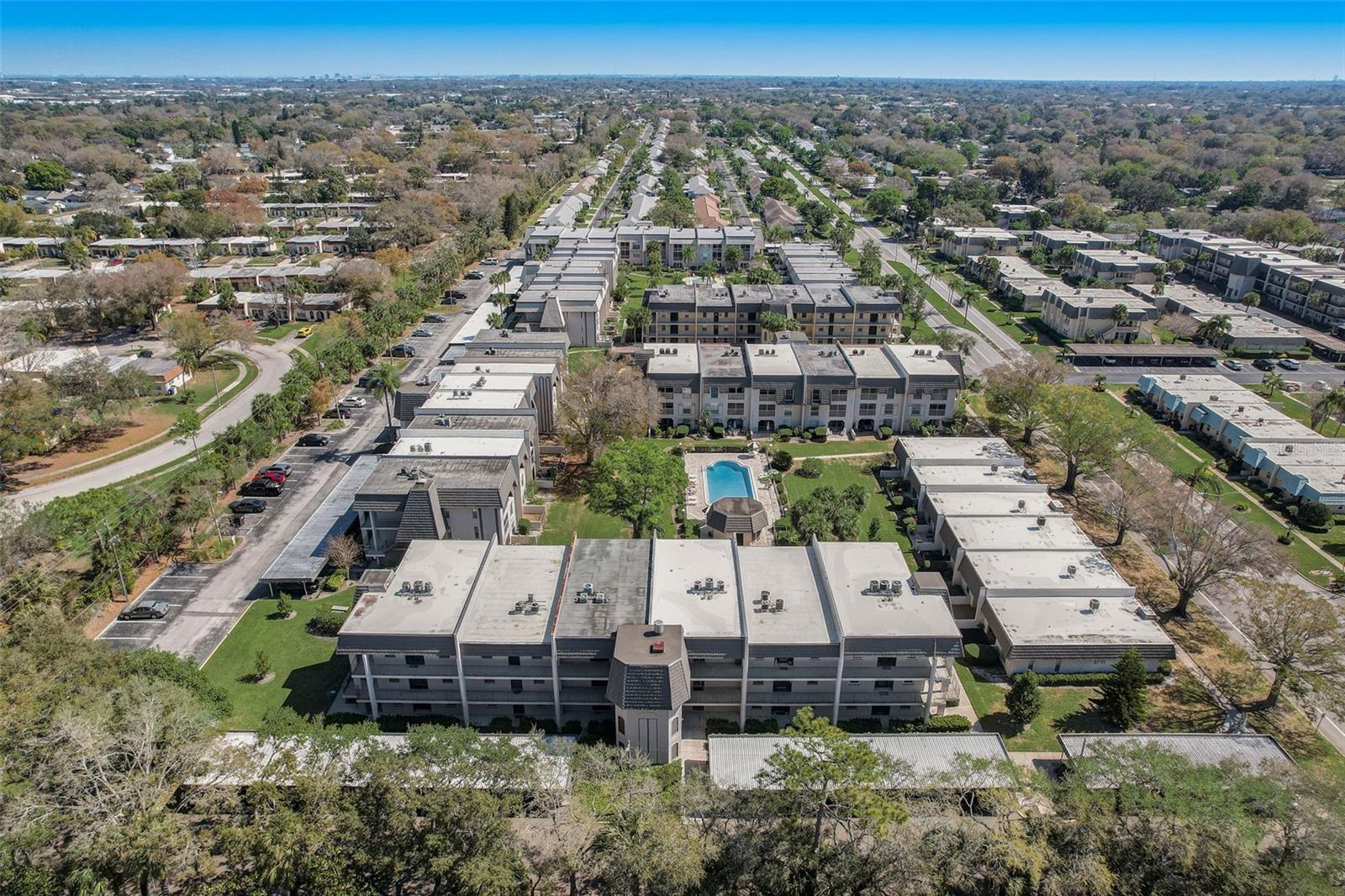 Image 35 of 47 For 8703 Bardmoor Boulevard 305