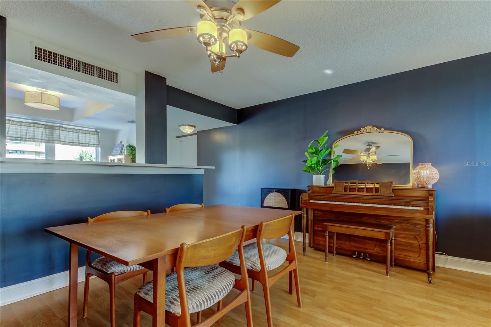 Image 13 of 62 For 2614 Cove Cay Drive 409